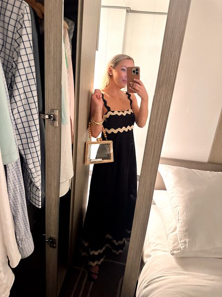 Fun black and cream ric rac dress! True to size, and petite-friendly. I’m 5’1” and am in the 2, which fits like a XS or 00. 🤍 #sundress #Showpo #ricrac 

#LTKitbag #LTKfindsunder100 #LTKshoecrush
