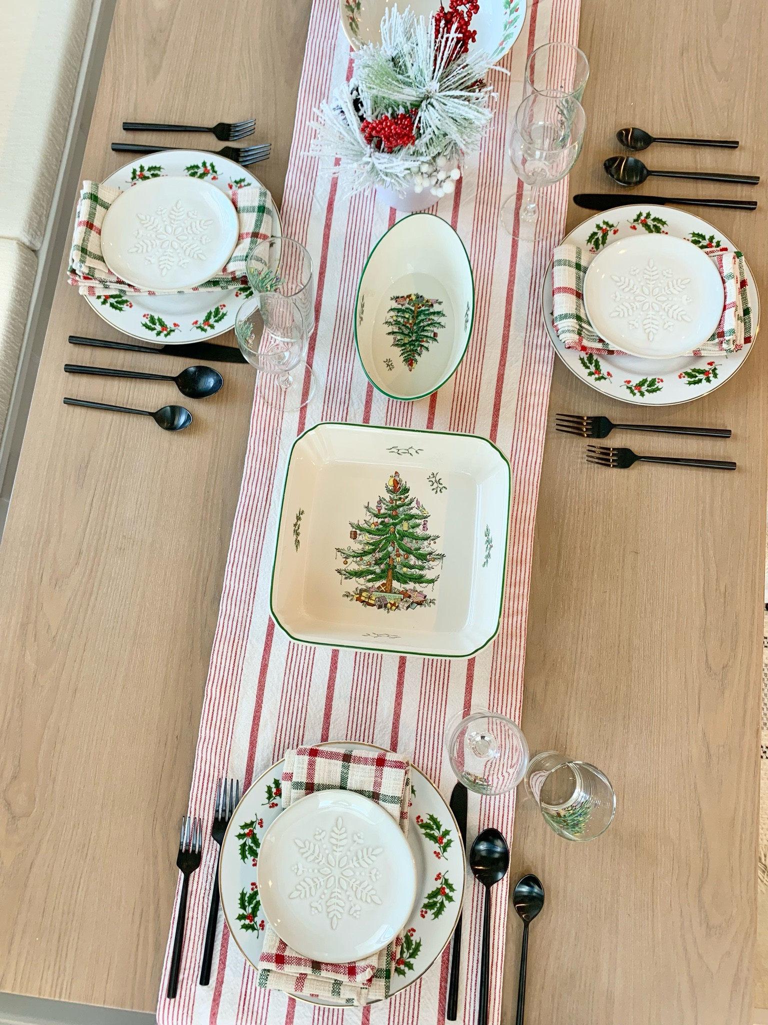 Holiday hosting Christmas tablescape 

#LTKSeasonal #LTKhome #LTKHoliday