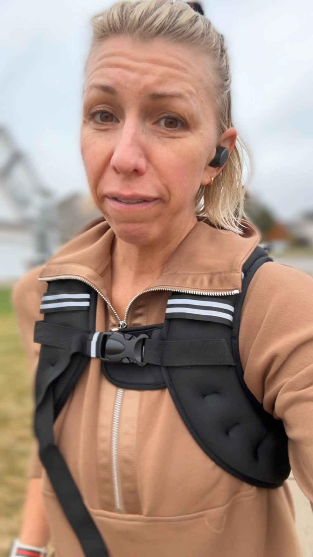 Why walking with a weighted vest is a game changer for women over 40 wanting to loose weight + improve your bone density + lean muscle 👏🏻
make sure get a vest that’s 10% of your body weight! Work your way up to walking long distances. 
This vest is the best! Ranges from 5-40 lbs 


#LTKGiftGuide #LTKOver40 #LTKActive