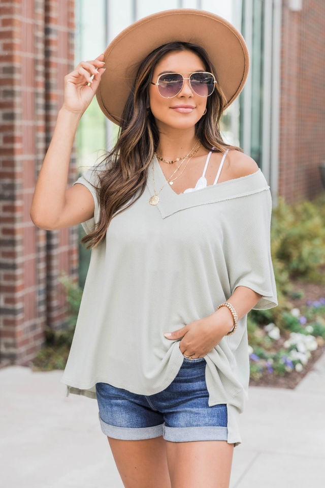 A Glorious Time Sage T-Shirt | Pink Lily