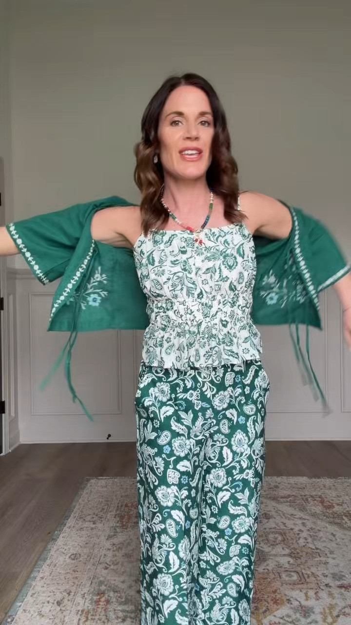 Tie Top: XXS P
Peplum Top: XXS P
Pants: XS P

#LTKPetite