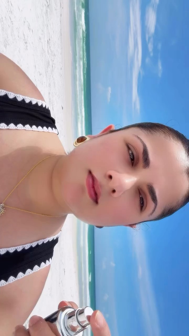 5 min beach makeup 🏖️💄✨

#LTKgrwm #LTKdayinmylife #LTKselfcare