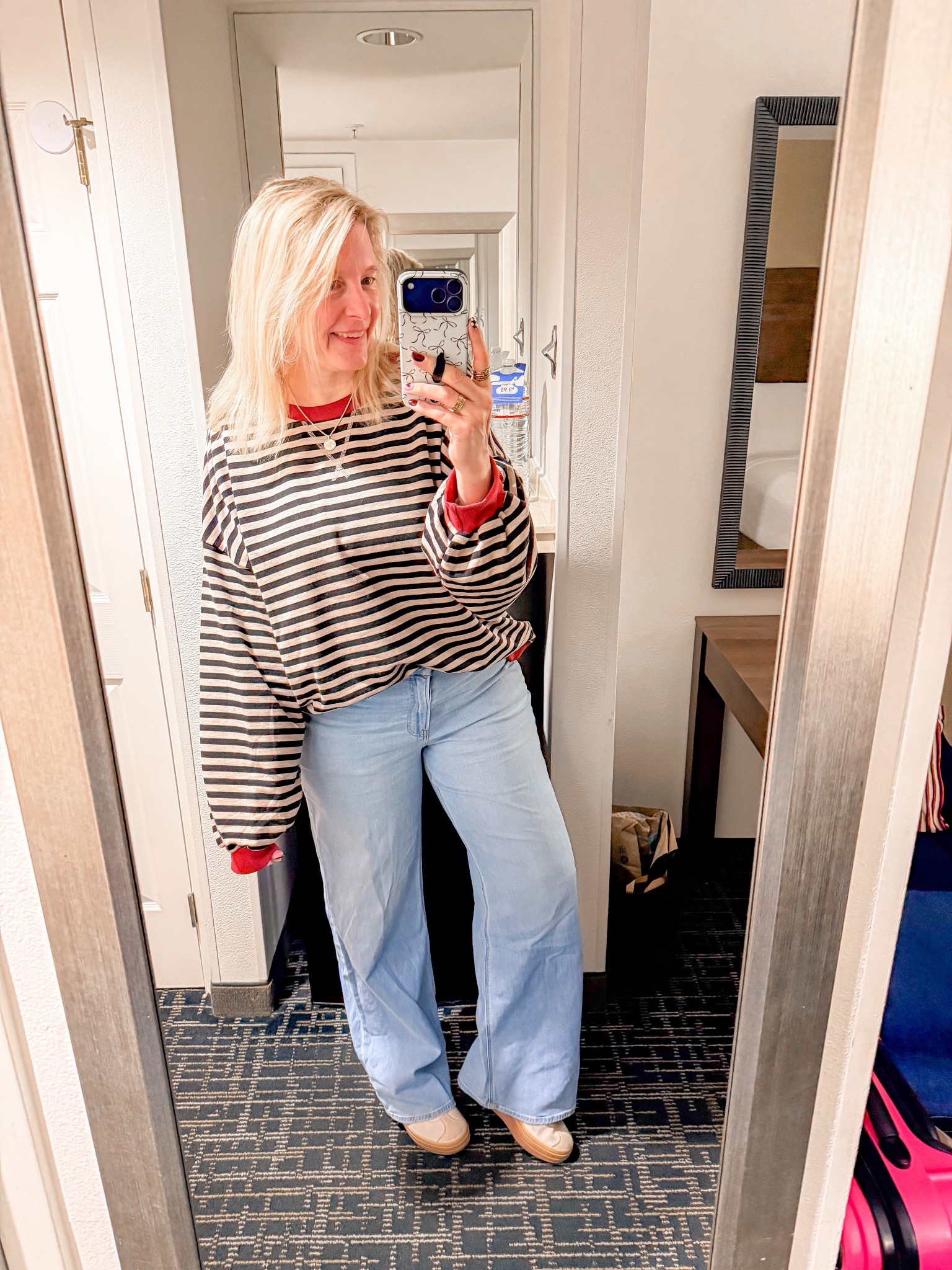 Quick simple outfit when you don’t know what to wear. Love these oversized sweatshirts, they are look a like to the free people just for a fraction of the prize 

sweatshirt xxl
jeans 10 long 
shoes 7.5



#LTKMidsize #LTKootd #LTKFindsUnder50