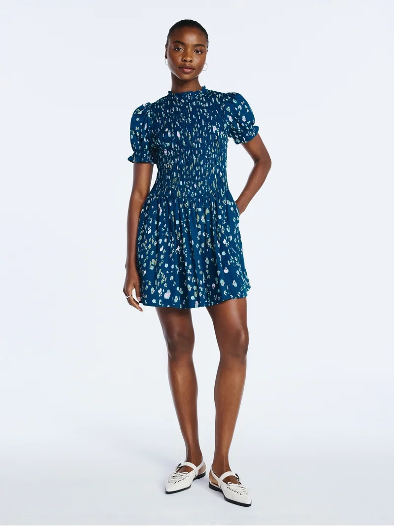 Scoop Women’s and Women's Plus Smocked Floral Mini Dress, Sizes XS-4X | Walmart (US)