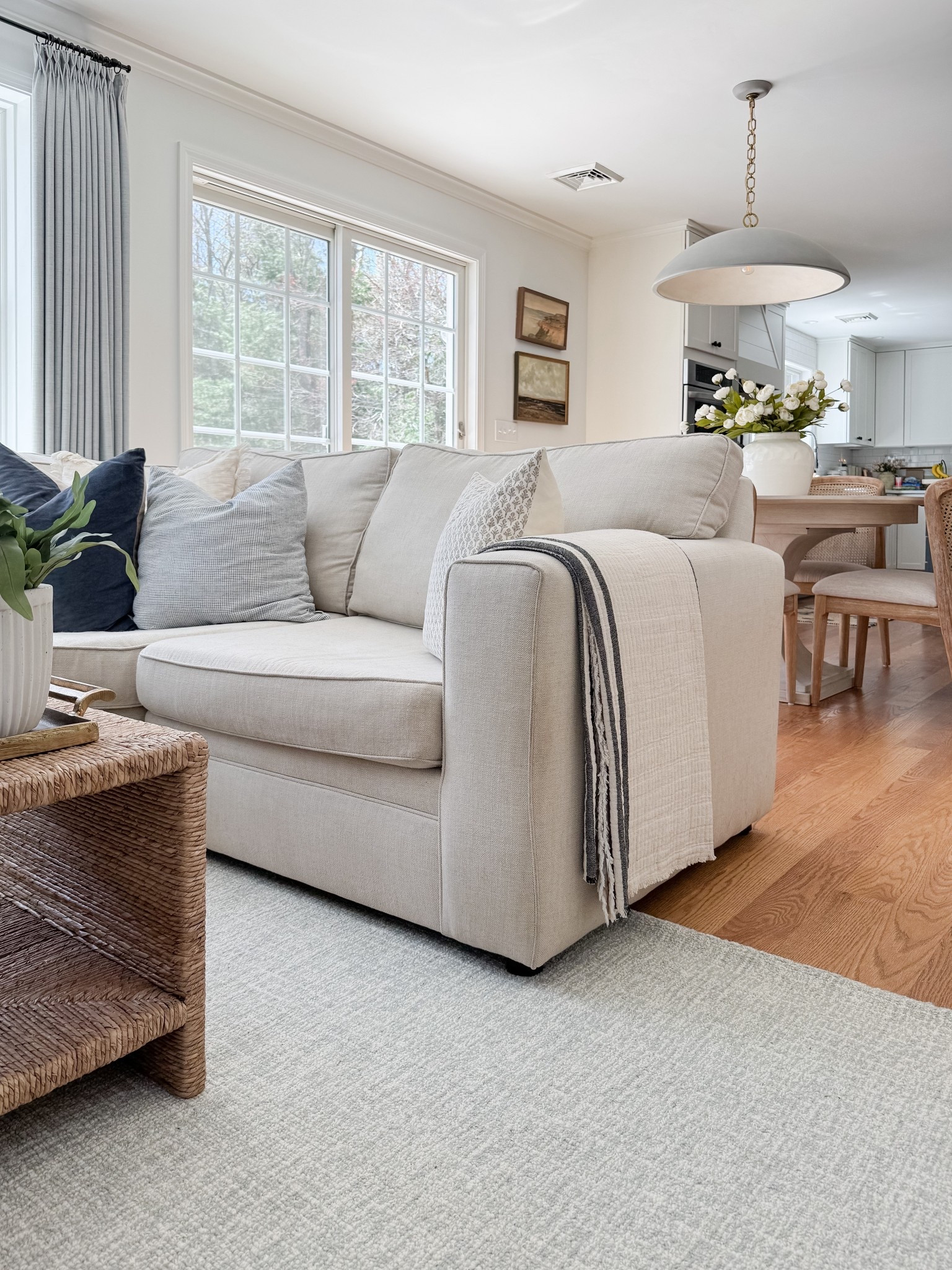 Affordable Living Room Finds

Curtains, Home finds, home decor, home inspo, decor finds, decor inspo, affordable home, affordable decor, amazon home, amazon finds, amazon decor, neutral home, home inspo, home styling


#LTKHome #LTKSeasonal