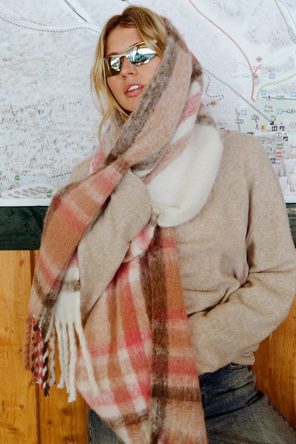 Plaid Woven Fringe Scarf | Urban Outfitters (US and RoW)