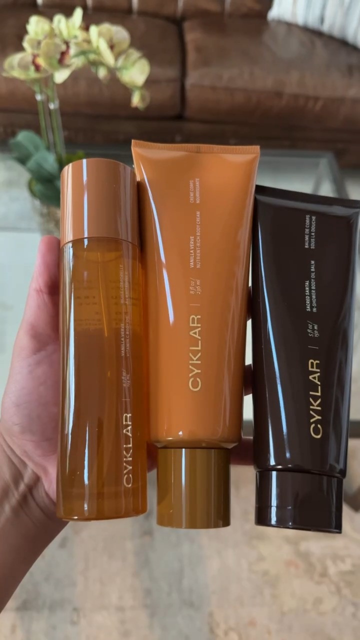 Just got my new body care favorites! 😍

moisturizing body oil, nourishing body cream, body serum, cyklar, Grace White

#LTKHome #LTKSaleAlert #LTKBeauty