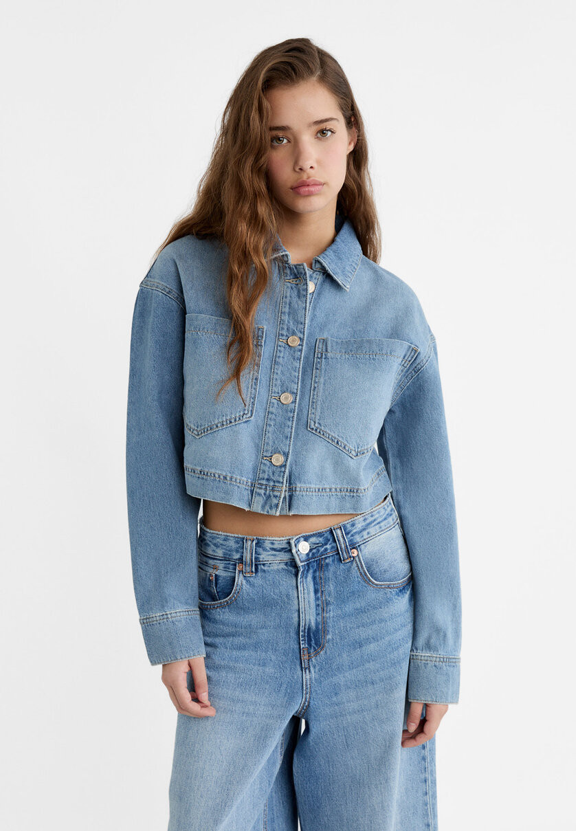 Cropped denim overshirt with pockets - Women's fashion | Stradivarius United Kingdom | Stradivarius (UK)