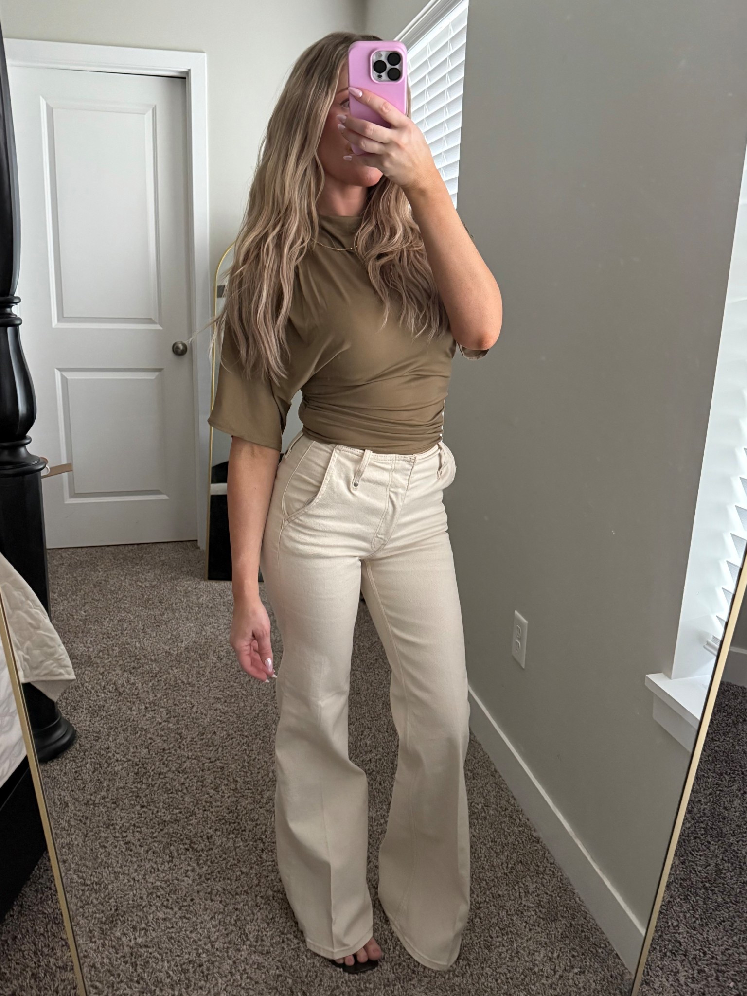 last night with a decent amount of furniture in IL/ootn 🤍

#LTKPetite #LTKSaleAlert #LTKootd