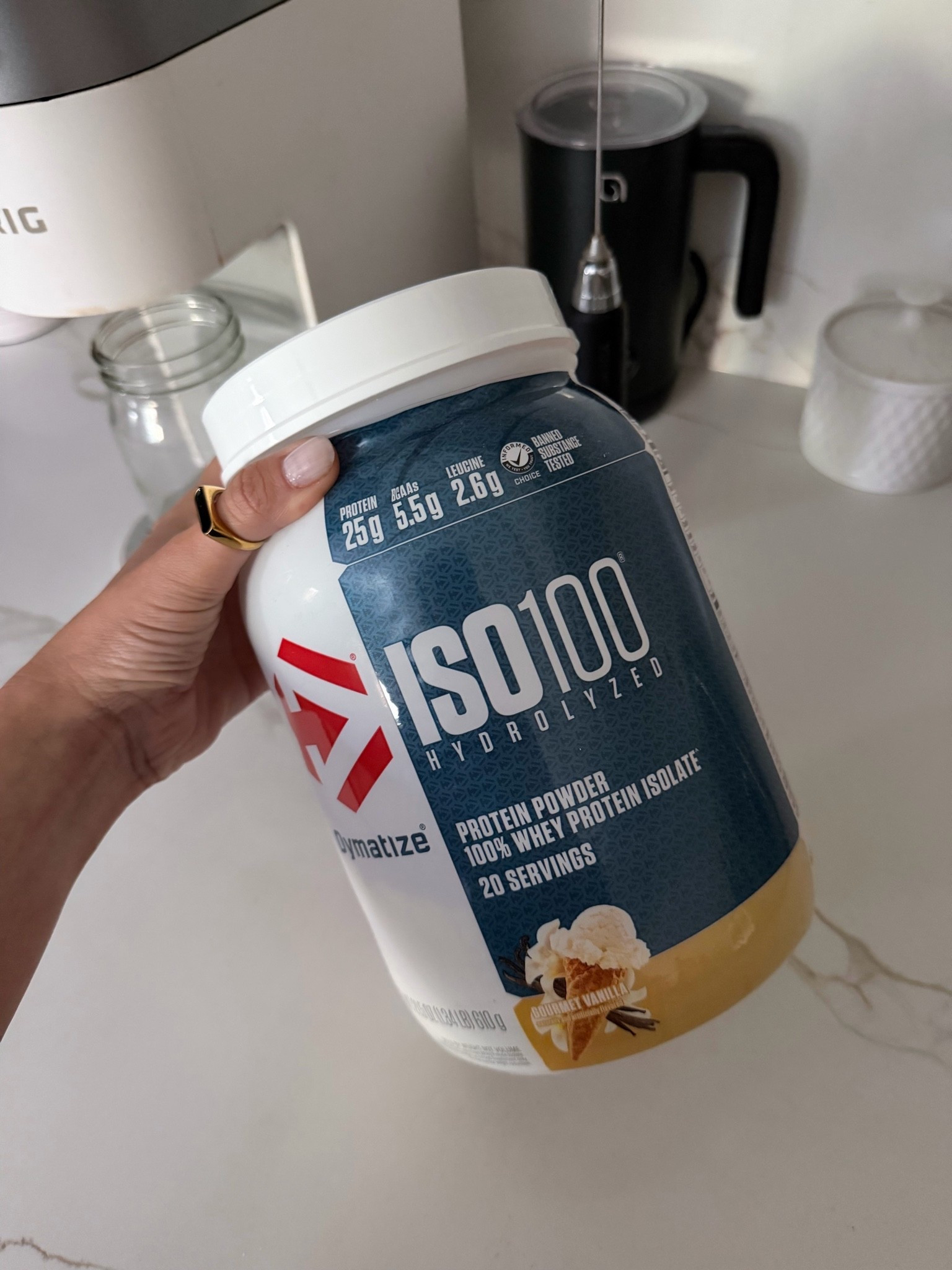 Protein powder I’ve been using to make my shakes and overnight oats. 

It has 1 gram of sugar. My favorite is the vanilla. Joseph likes the chocolate.

#LTKfoodie #LTKfitnessgoals #LTKselfcare