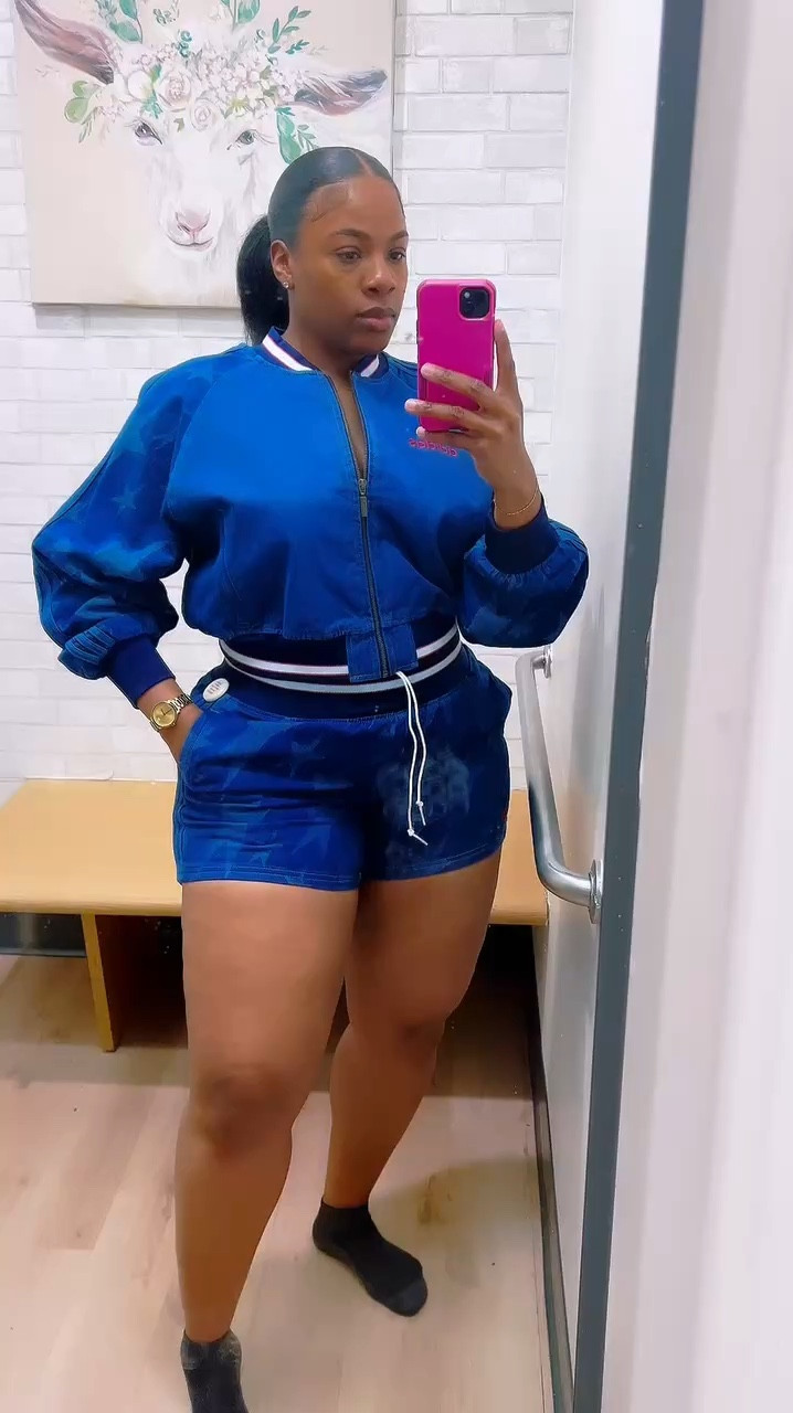     
Freedom, fashion, and a little star power ⭐️ Adidas showed out with this denim set.. it’s giving all the independence I need🤏🏾
Jacket: large (Runs Big)
Bottoms: X-Large

#LTKTall #LTKMidsize #LTKPlusSize
