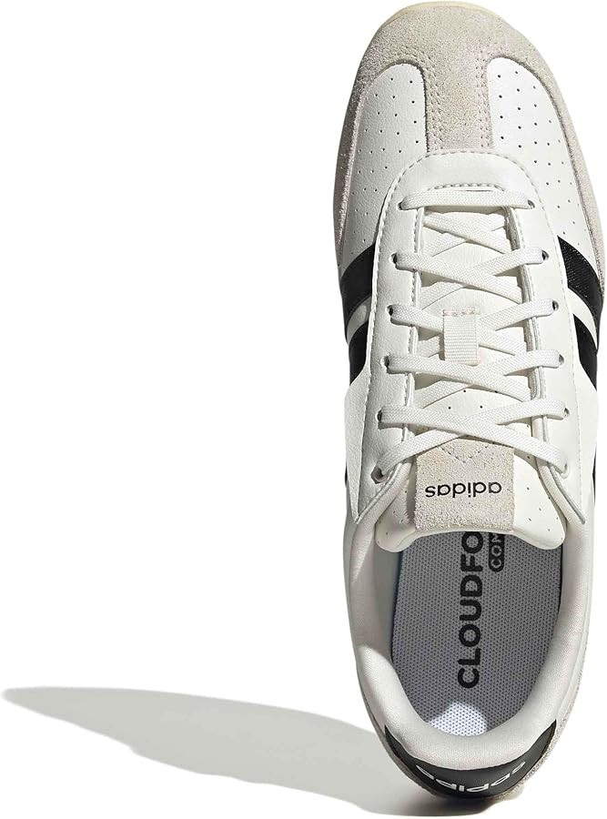 adidas Women's Barreda Low | Amazon (US)