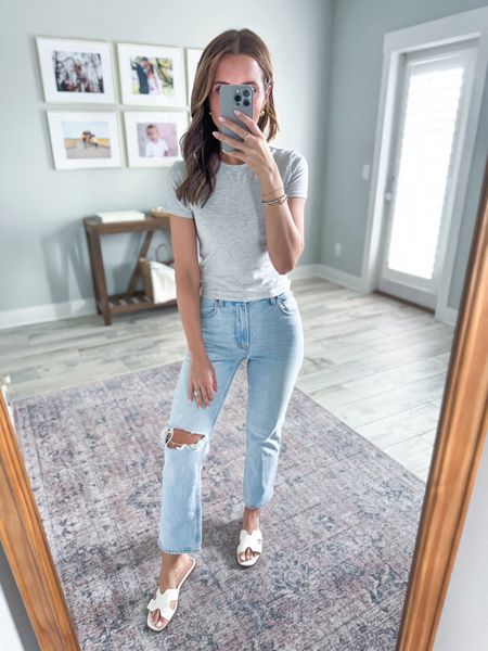 Code SUITEAF!! Abercrombie 90s straight jeans in 24 extra short, color ‘light destroy’. Abercrombie baby tee in XS. Casual outfit. Spring outfit. Mom outfit. 


#LTKshoecrush #LTKsalealert #LTKSpringSale