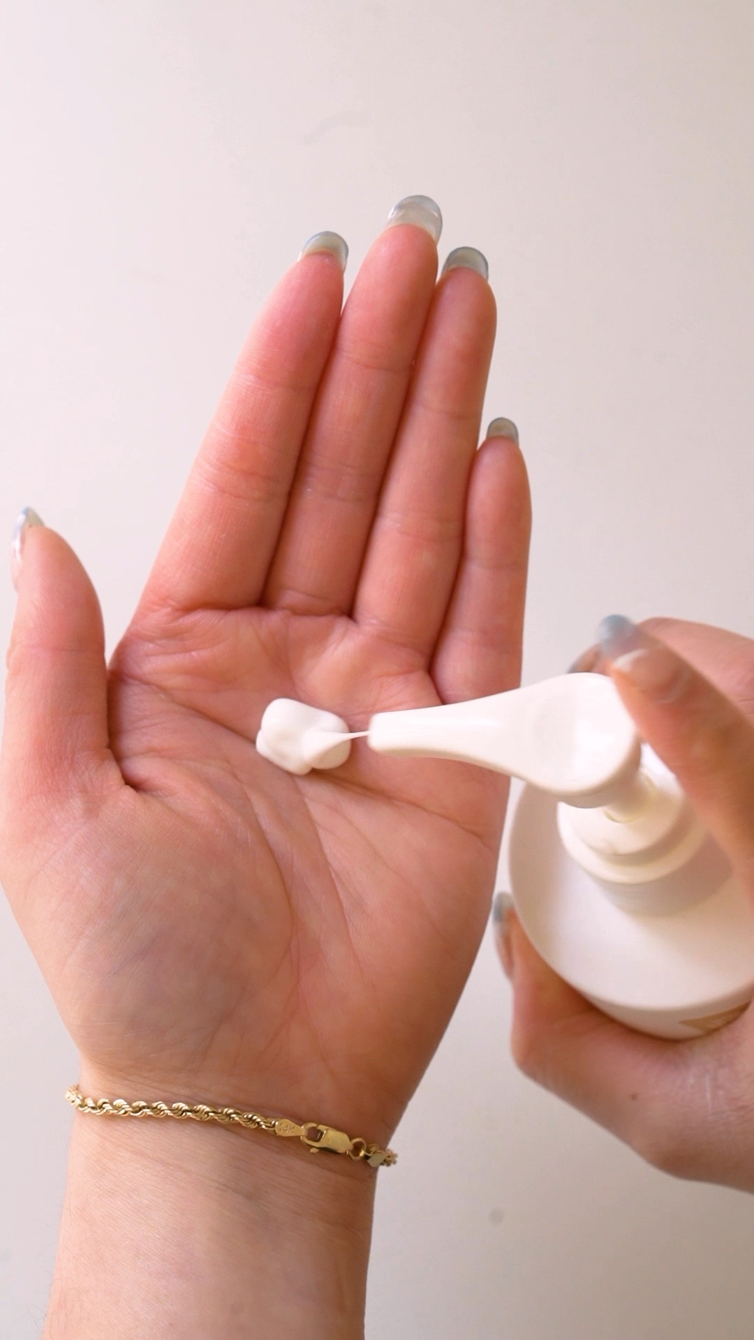 A gentle alternative to cleansing oil and micellar water | korean skincare, cleansing milk, skin routine, makeup remover

#LTKbeauty #LTKVideo #LTKAsia