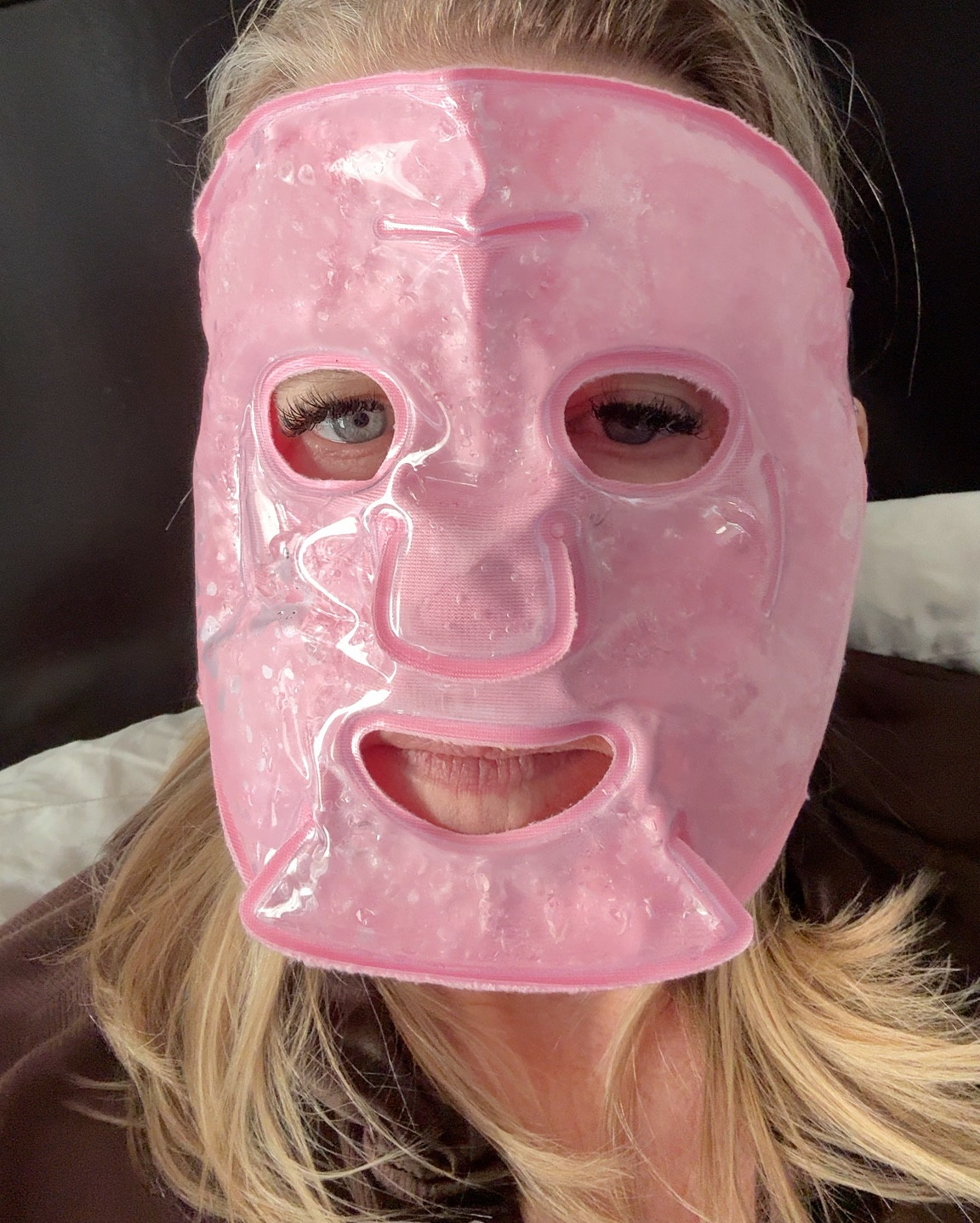 After surgery care..

Recovering from melanoma cancer on my face.

What I am using to help heal

Here is the items I’ve been using post surgery 
And most are good to have for regular self care days

-Tula eye pads

-Mederma-silicon scar patches at night on scar while I sleep

-Aquaphor- ointment on scar 

-Arnica homeopath bruise swelling pain tablets (before and after surgery

-Ice roller

-Ice face mask aquifer cream 

- activated you- essential skin good skin nourishing/firling/ and smooth complexion 
Plant based collagen support supplement 

⚠️I will share what other  supplements and homeopathic things I did prior and after surgery in another post 


#LTKselfcare #LTKBeauty