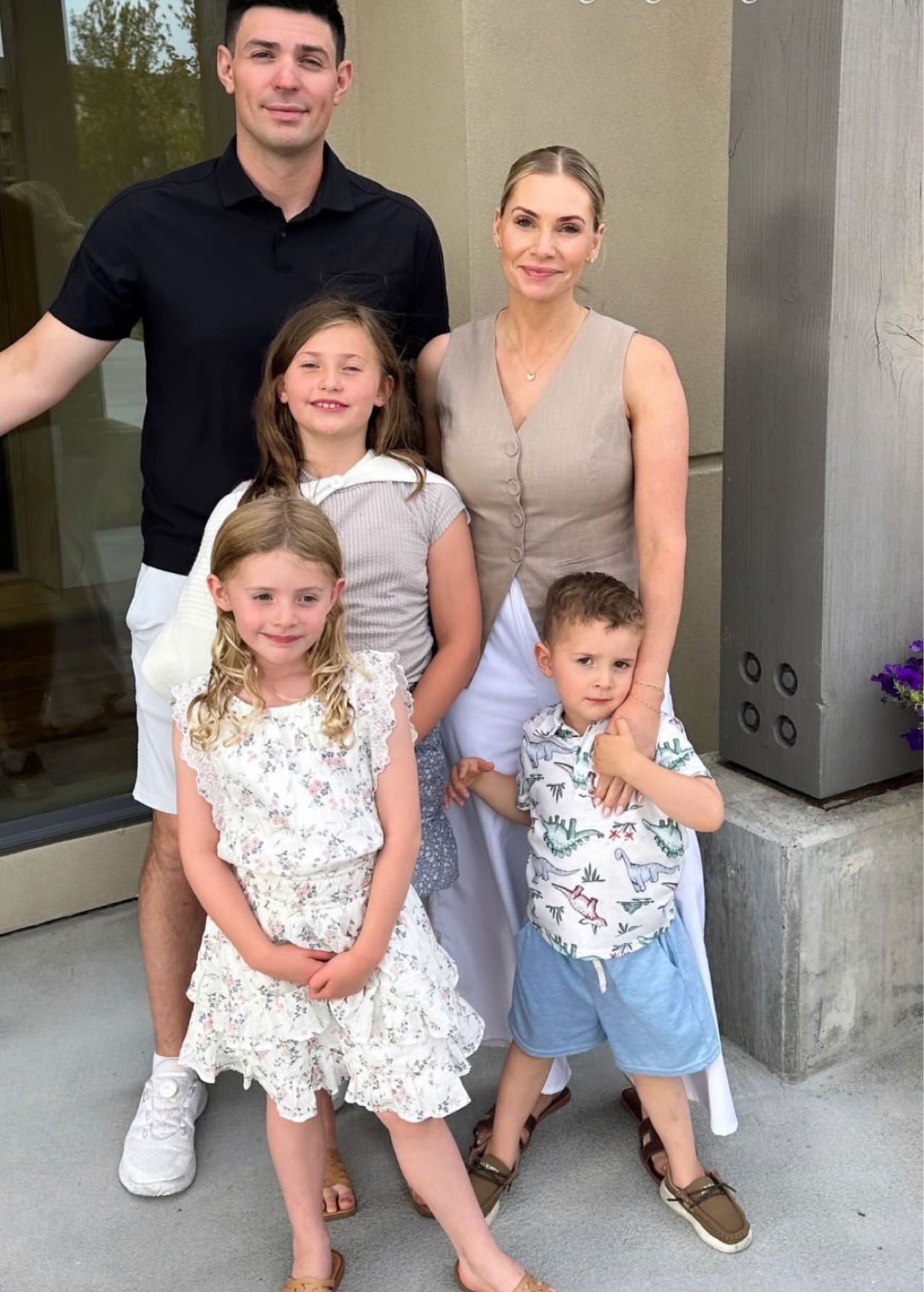 All dressed up for a family celebration dinner. #ootd #family

#LTKSeasonal #LTKFamily