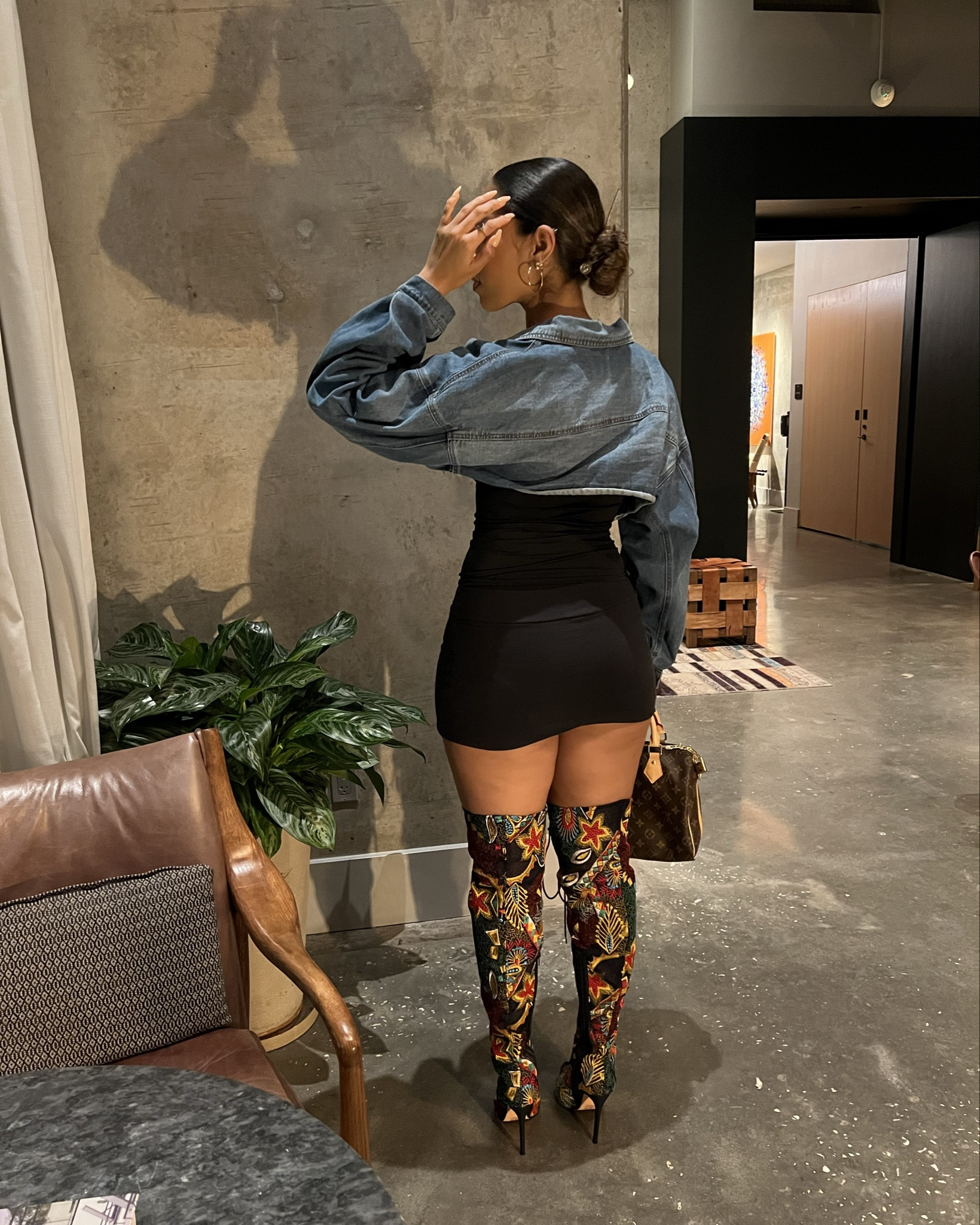 I love a good statement piece, in this case that is my heels. With the detailed patterns and unique look, it pulled the whole outfit together!

Thrifted cropped jean jacket

Shoes @privilegedshoes on IG

#LTKshoecrush #LTKmidsize #LTKbeauty