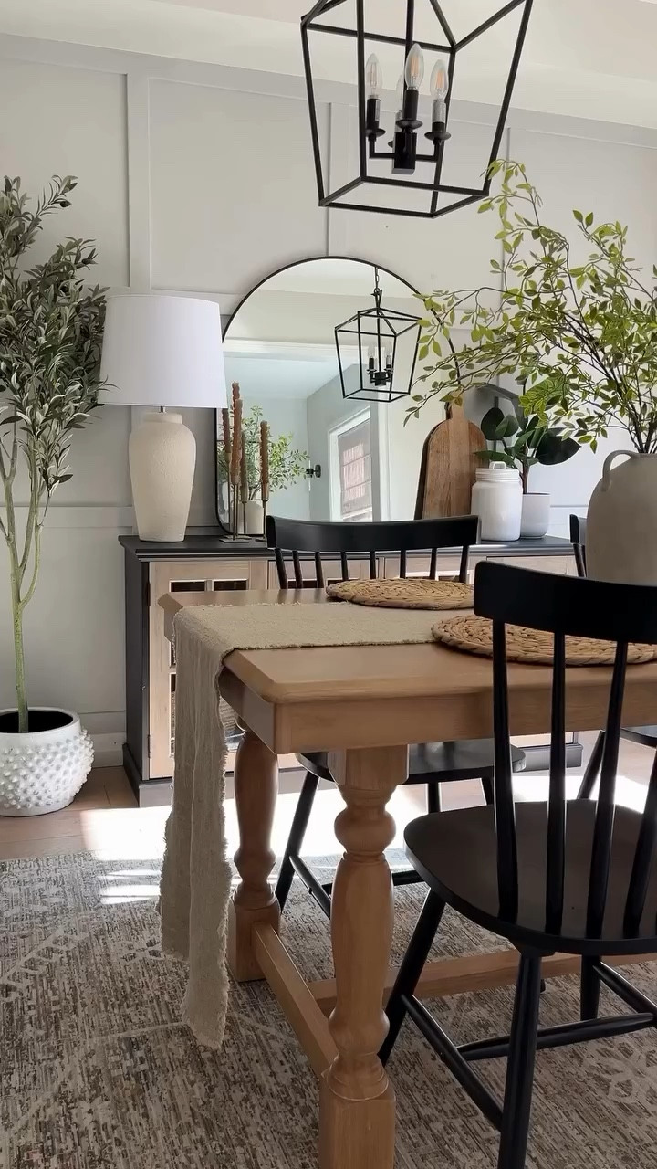 Get ready to transform your dining space! With just 5 simple tips, you can effortlessly create a comfortable and stunning dining area. Here’s how to select the perfect rug size, optimize space, adjust lighting height, and incorporate those essential decorative elements that will take your space to the next level! Featuring the Sterling dining table and Windsor dining chairs by Bush Home. 🤍 Comment “styling” to shop this dining set.

And if you’re shopping for a new dining set, Bush home offers plenty of mix and match furniture options across their collections. 
.
.
.
.
.
.
.
#diningtips #hometips #diningroomdesign #diningroomdecor #diningroominspo #howto #homestyling #stylingtip #stylingtips #interioredesign #designtips #decortips #decoratingtips #edesigner #