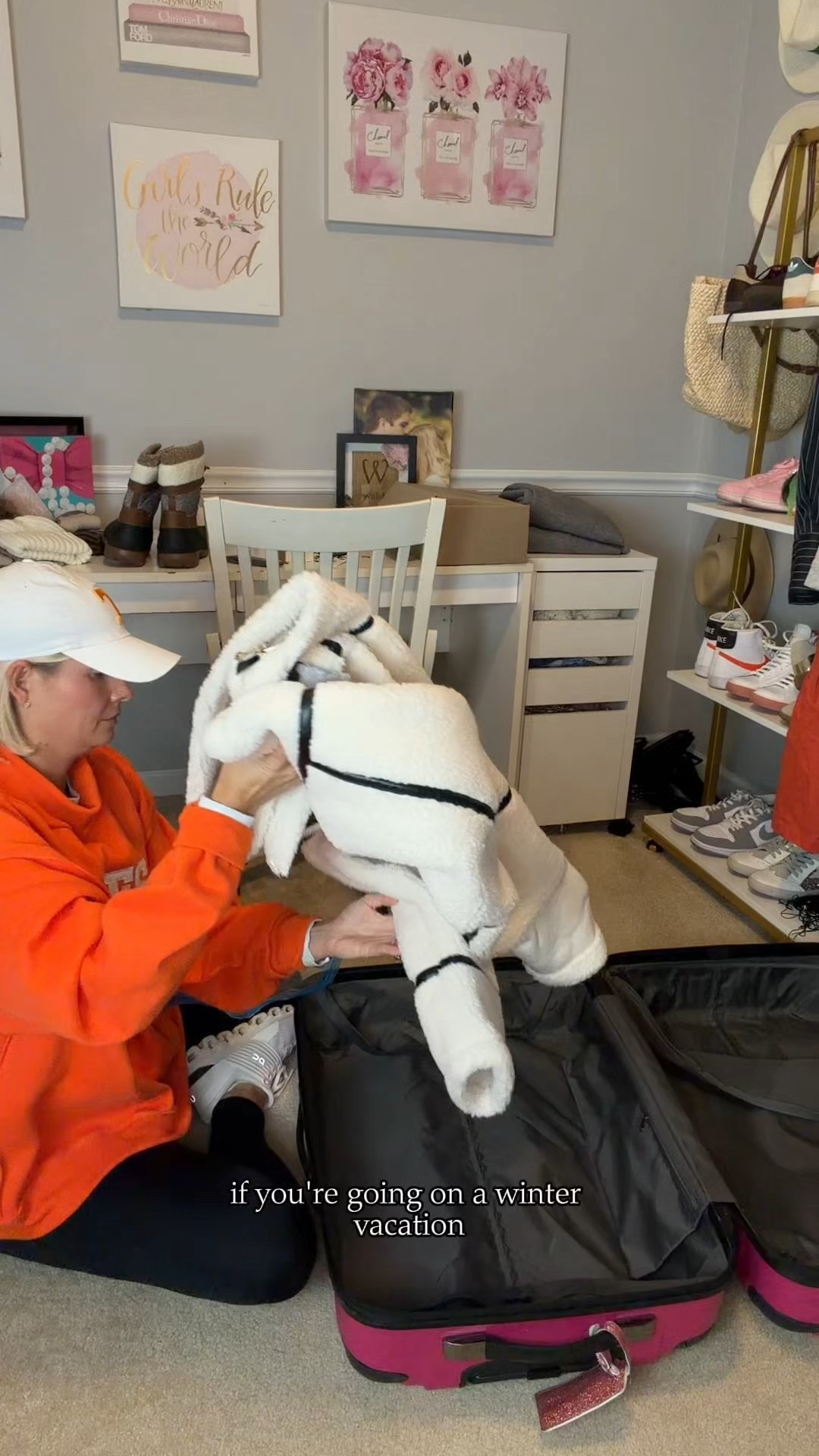 Vacuum sealed compression packing cubes/bags. The medium or large are the perfect sizes  

#LTKTravel