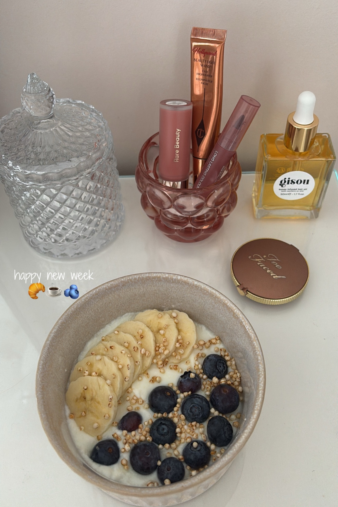 makeup aesthetic 🎀✨



#LTKBeauty #LTKU #LTKSeasonal