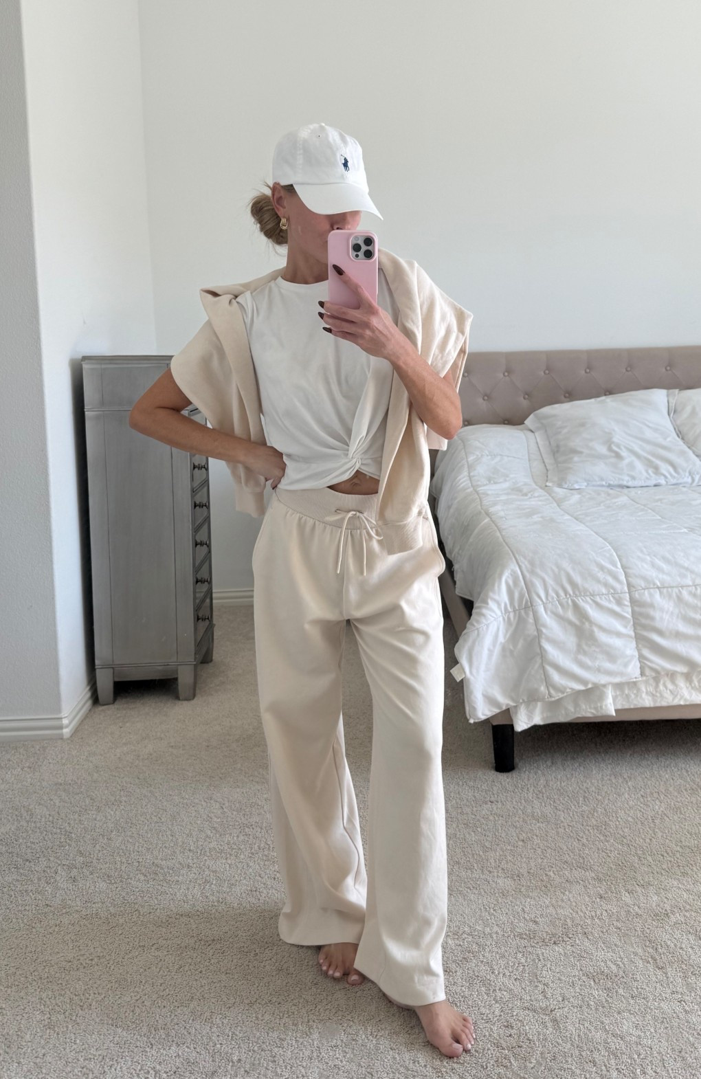 Nothing like a soft cozy set to call in fall 🍂 🧸  #ootd #fallstyle #cozy

#LTKSeasonal