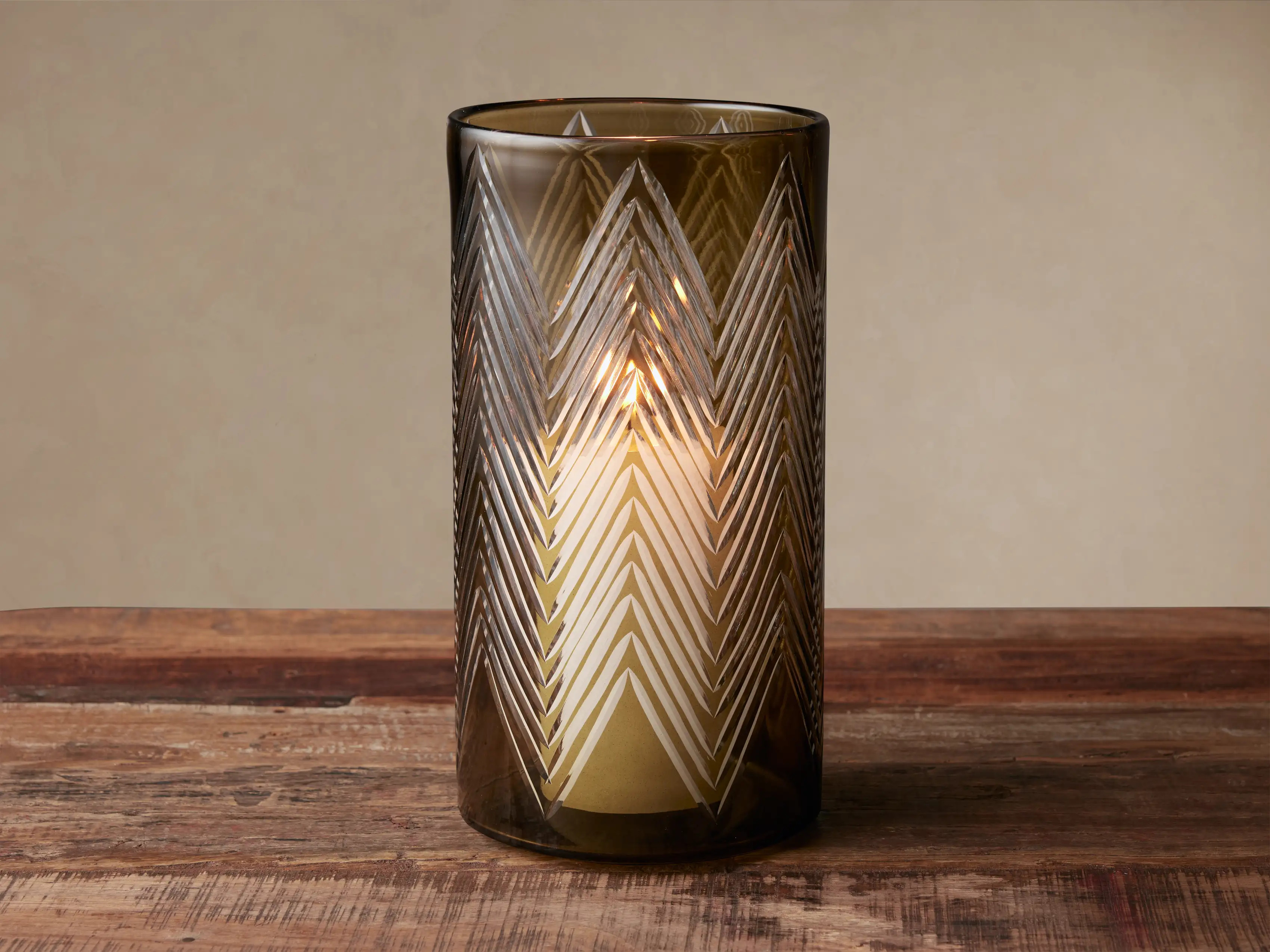 Norma Large Hurricane in Green | Arhaus