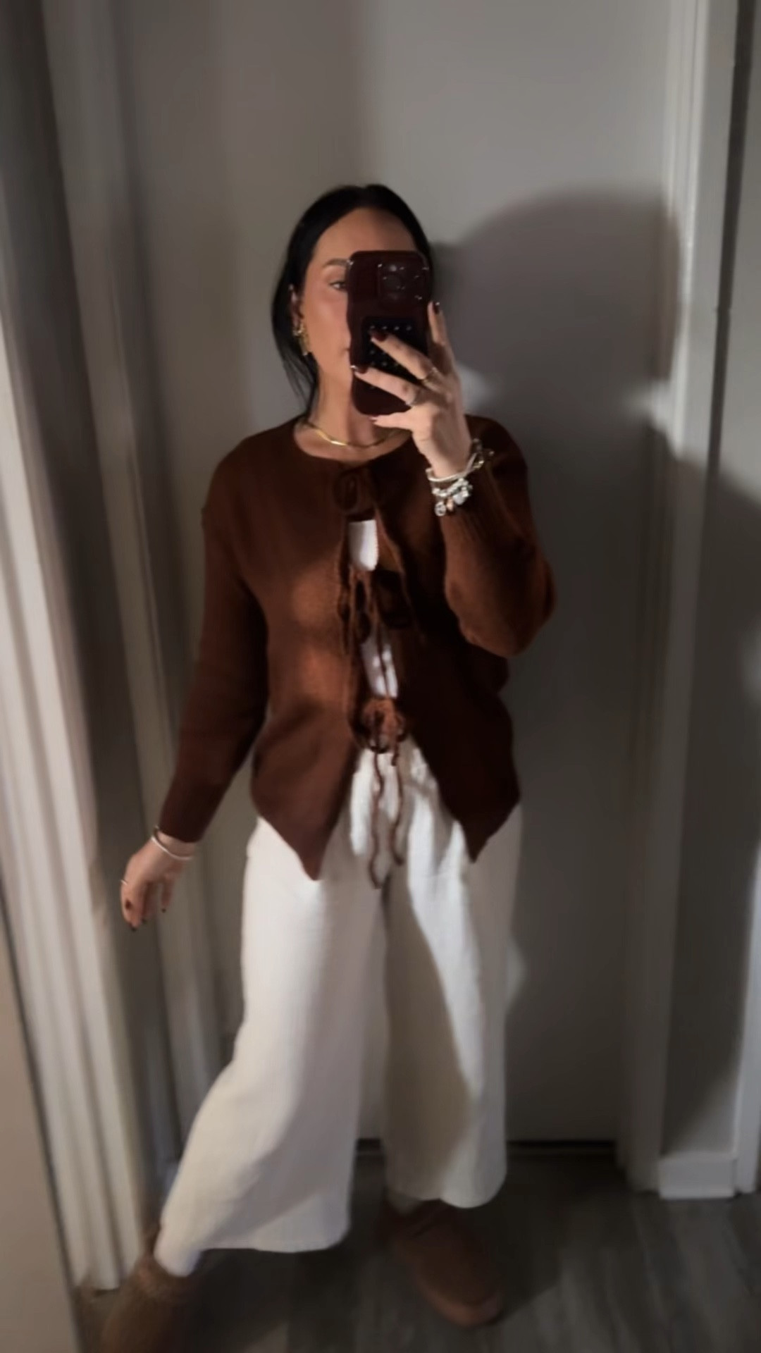 comfy outfit of the day. This sweater is precious for the holidays


Fall outfits
Thanksgiving outfit
Holiday outfit


#LTKHoliday #LTKSaleAlert #LTKWatchNow