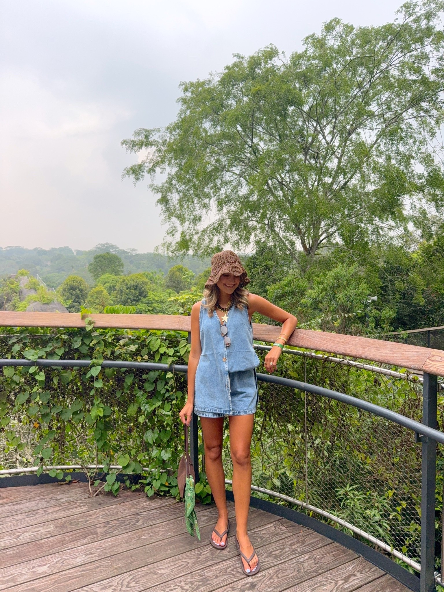 cutest outfit of the day for the Singapore zoo🐒