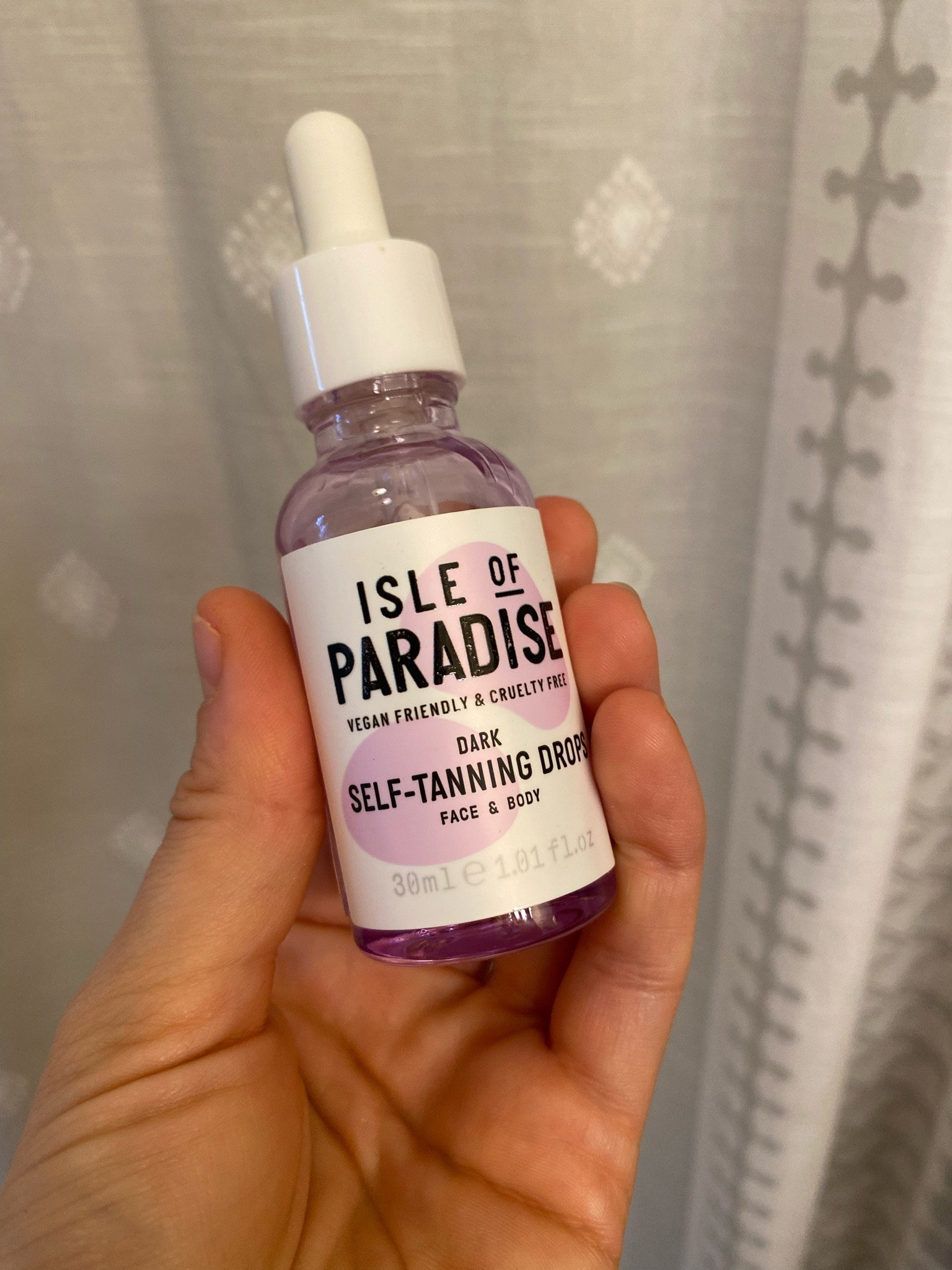 HUGE SALE ALERT!! 🚨 Use code BEACHBABE for 50% off Isle of Paradise!! These are my absolute favorite tanning drops! They mix so easy with any lotion and are super easy to apply to my face to give me a year round glow 🙌🏻 This code makes them only $16!!! Tap my link to shop now!!

#LTKsalealert #LTKunder50 #LTKSale