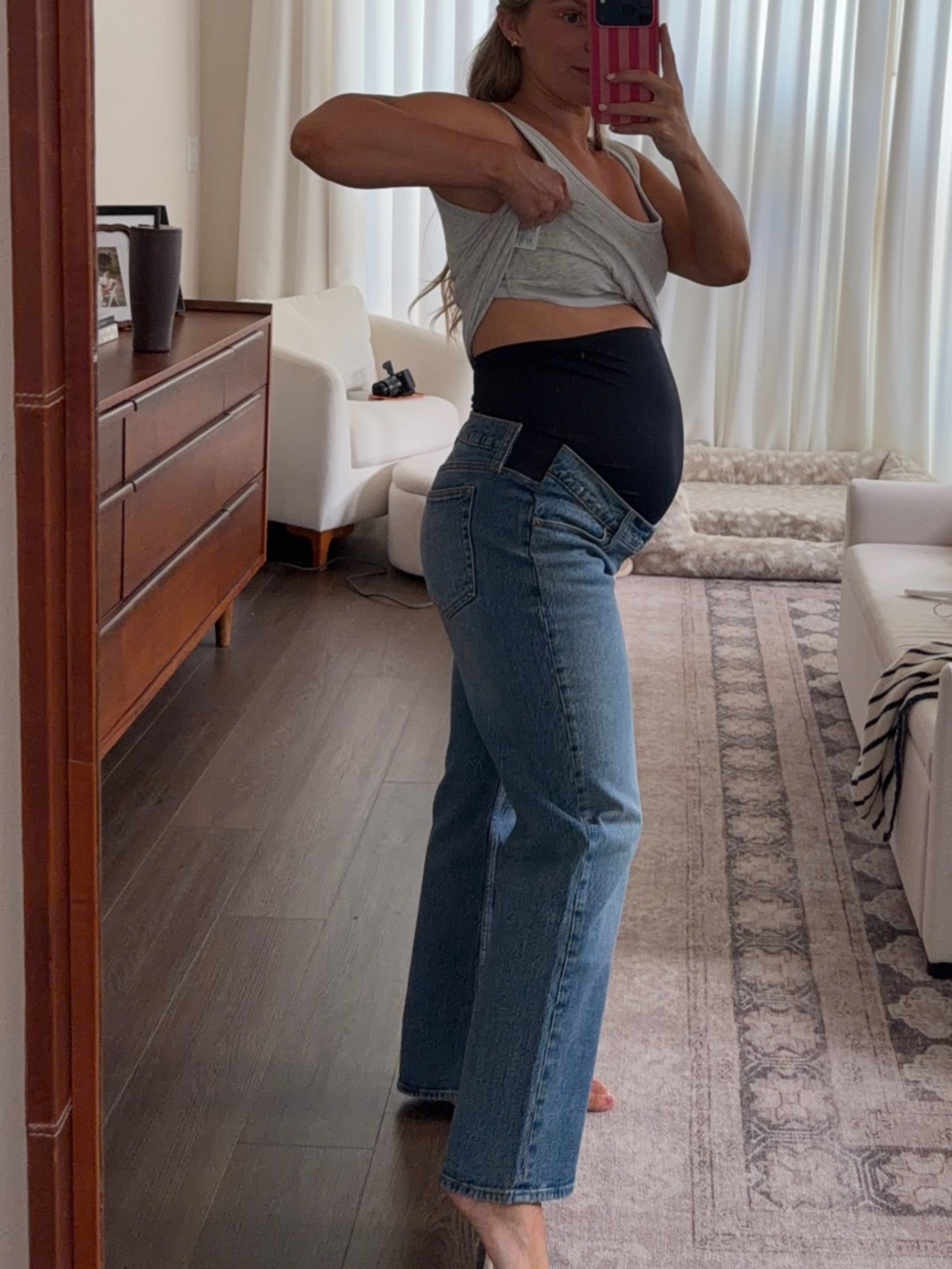 Maternity jeans! Size 28