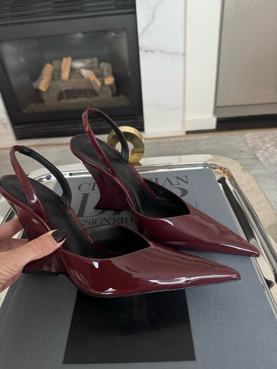 BORDEAUX BEAUTIES ✨✨✨ perfect for fall!! 

#LTKSeasonal #LTKShoeCrush #LTKStyleTip