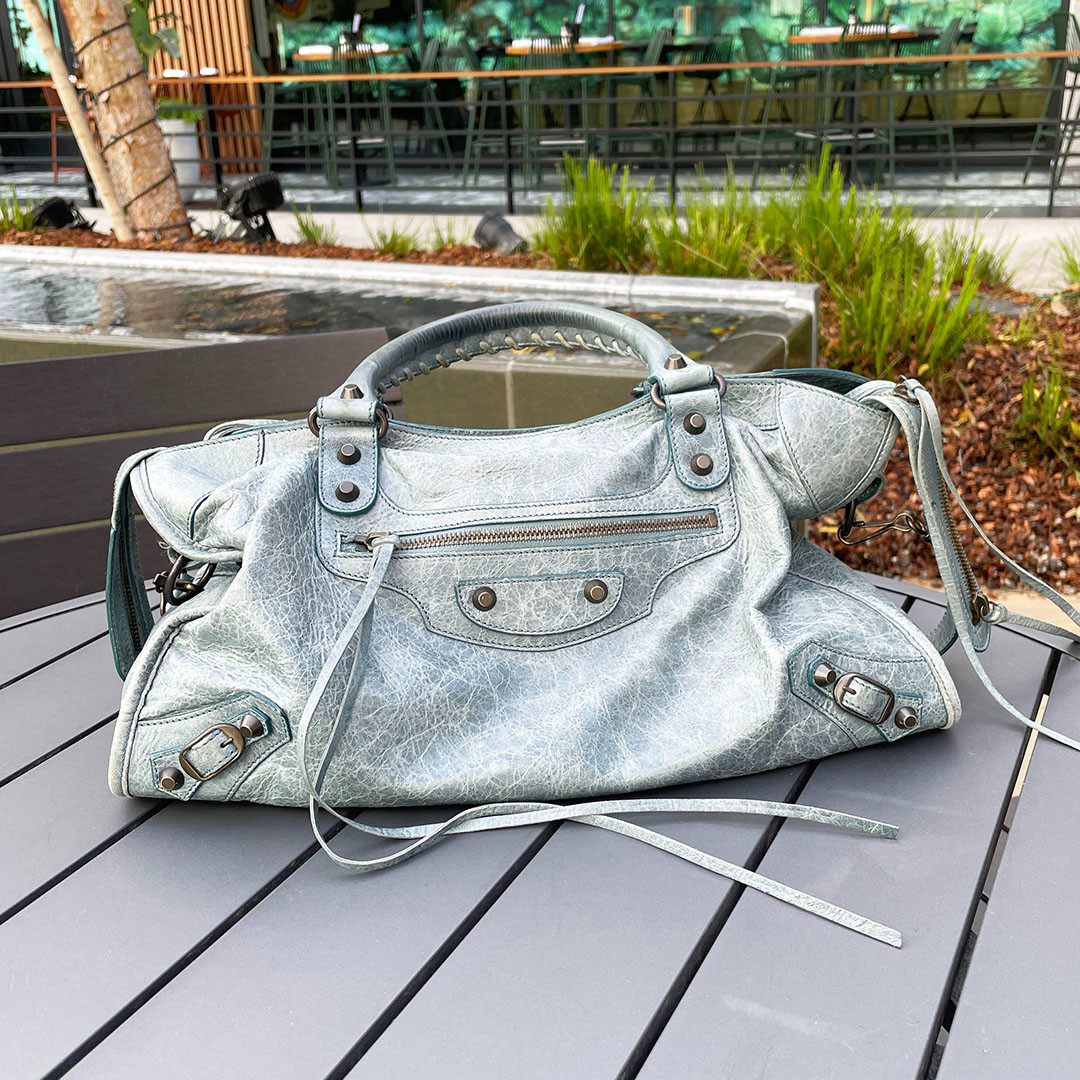 Vintage IT bags are so hot right now! Loving this classic, casual and edgy handbag for everyday. It's one of my favorite handbags of all-time. Love! 

 #LTKstorytime #LTKOver40