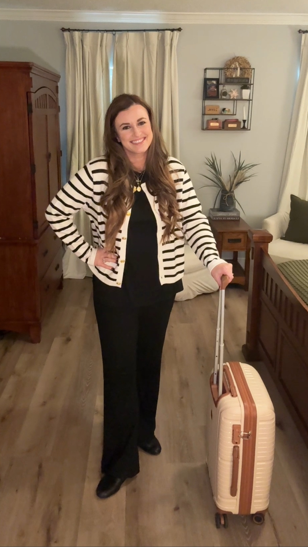 This set is perfect for travel especially when going from the airport straight to any work event! #corporate #workingmom #traveloutfit

#LTKStyleTip #LTKTravel #LTKWorkwear