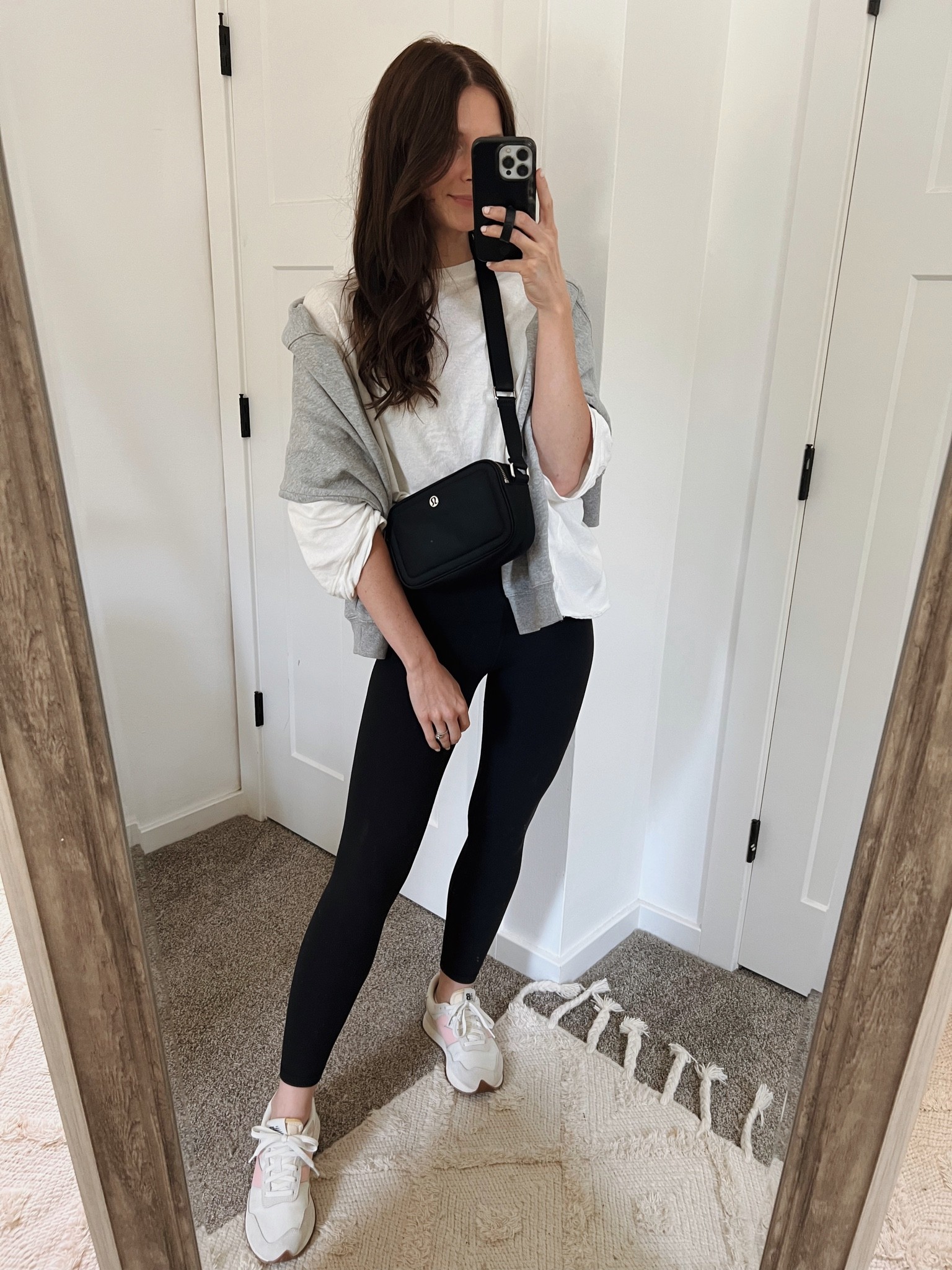 Todays comfy outfit! One of my favorite tops, slightly cropped in the front, wearing a small! 
Crewneck is such a good basic, wearing a small! 

Fall outfit 
Early fall outfit 


#LTKSeasonal #LTKstyletip