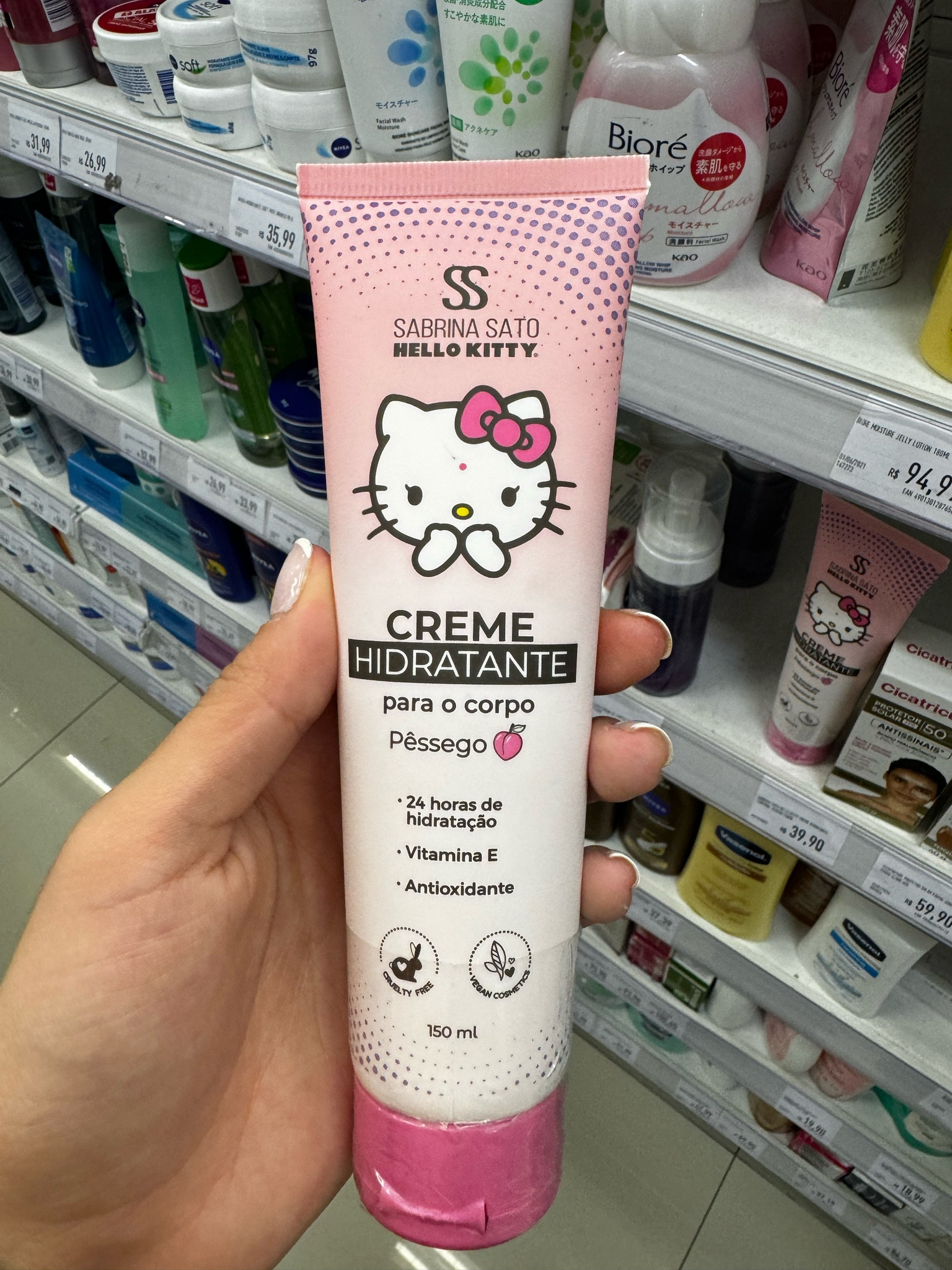 Hello, Kitty Lovers. 
Quem quer pele de pêssego ? Temos Creme hidratante da HK by oceane!!! Tem coisa mais linda? Uma boa opção para presentear. 

#LTKbeauty #LTKhome #LTKbrasil