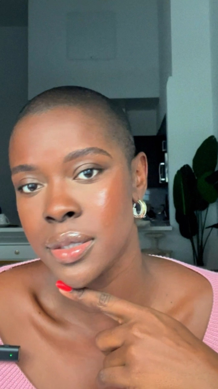 Jones Road’s new miracle balm isa game-changer! Adding a touch of shine and color for that dewy, effortless glow is a great way to elevate your look.

#LTKbeauty