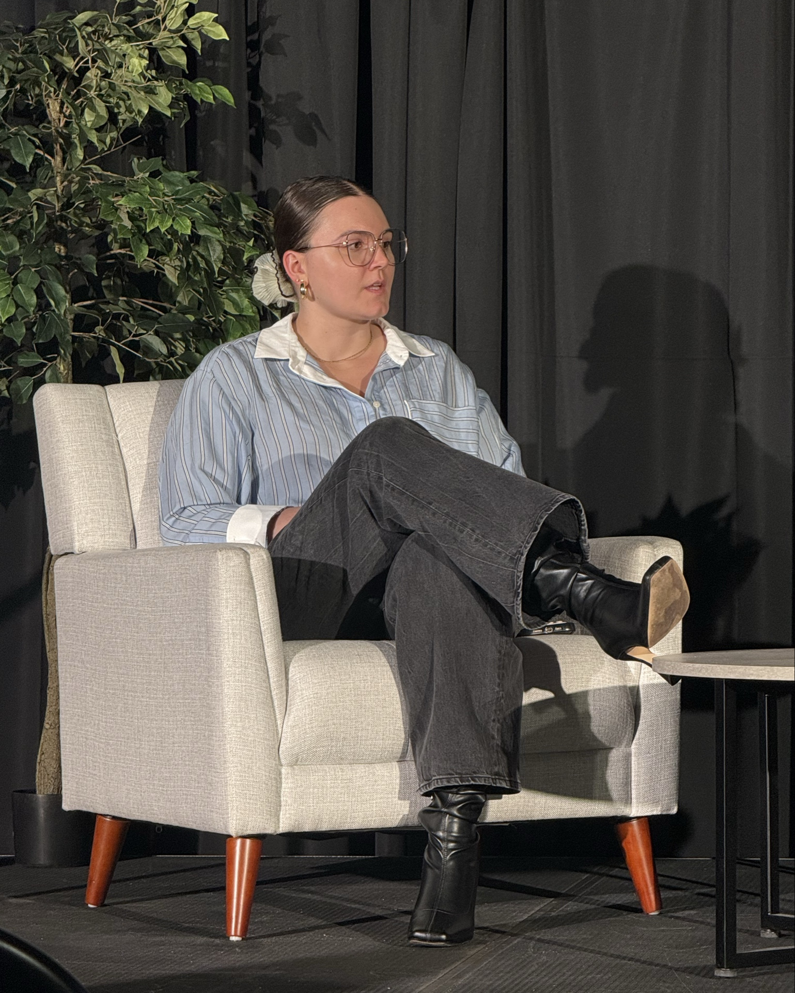 What I wore to speak at my social media class! What a fun experience and loved this elevated business casual look 🥳

I’m wearing a M blouse, size 31 jeans and size 9 boots

#LTKdayinmylife #LTKWorkwear #LTKMidsize