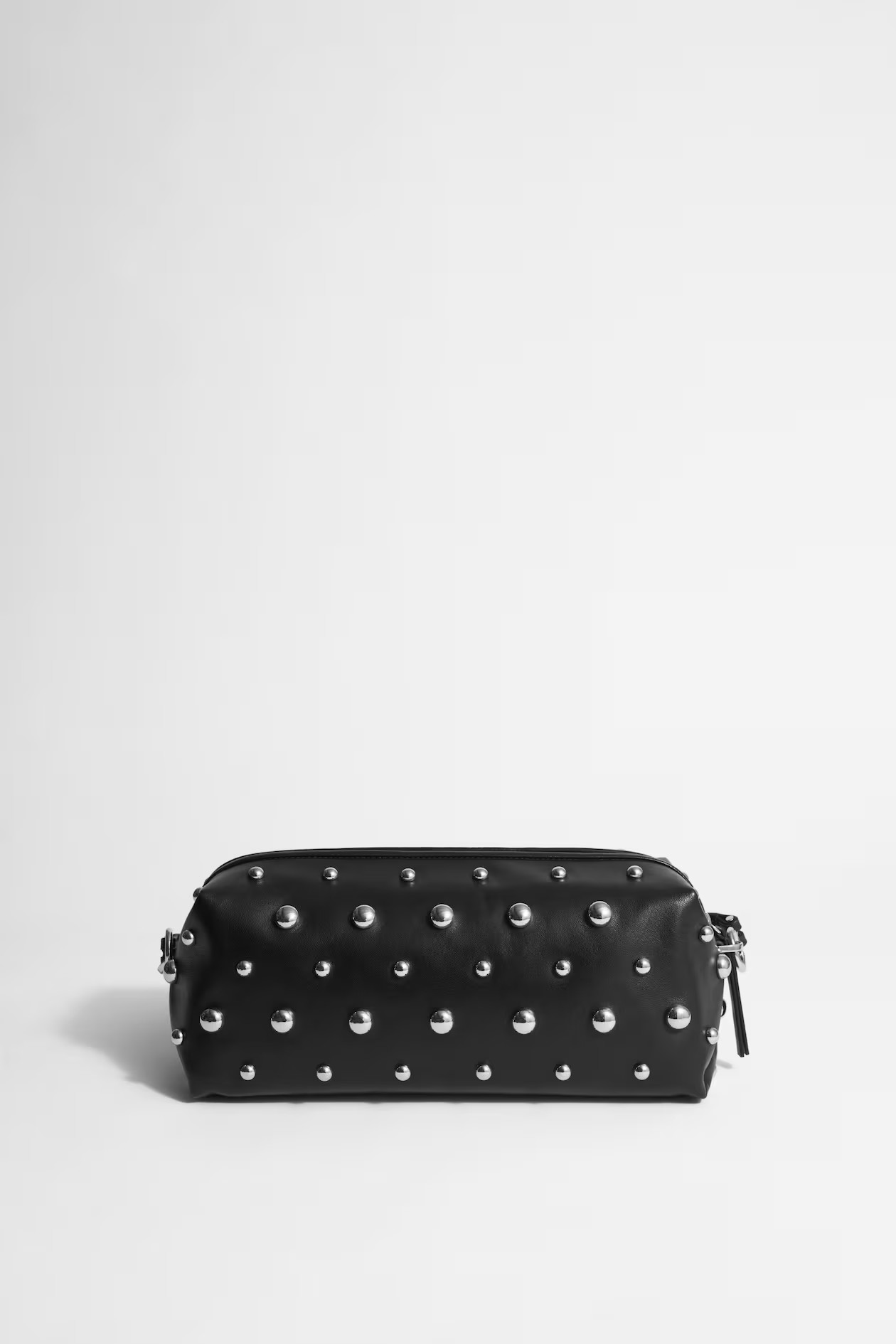 STUDDED LEATHER CLUTCH | H&M (UK, MY, IN, SG, PH, TW, HK)