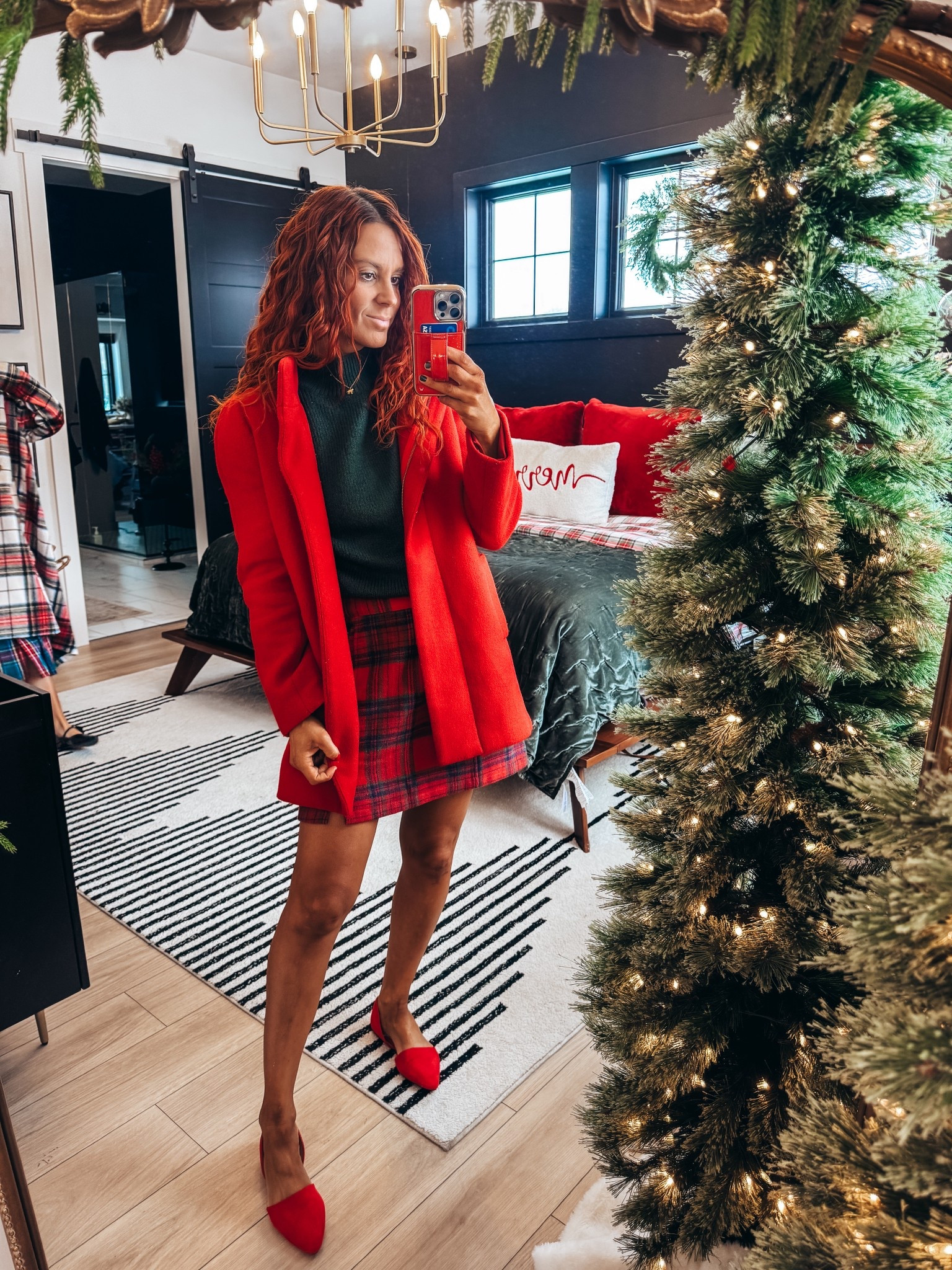 MERRY CHRISTMAS EVE!! My coat is 60% off today! Enjoy❤️

#LTKHoliday #LTKSeasonal #LTKSaleAlert