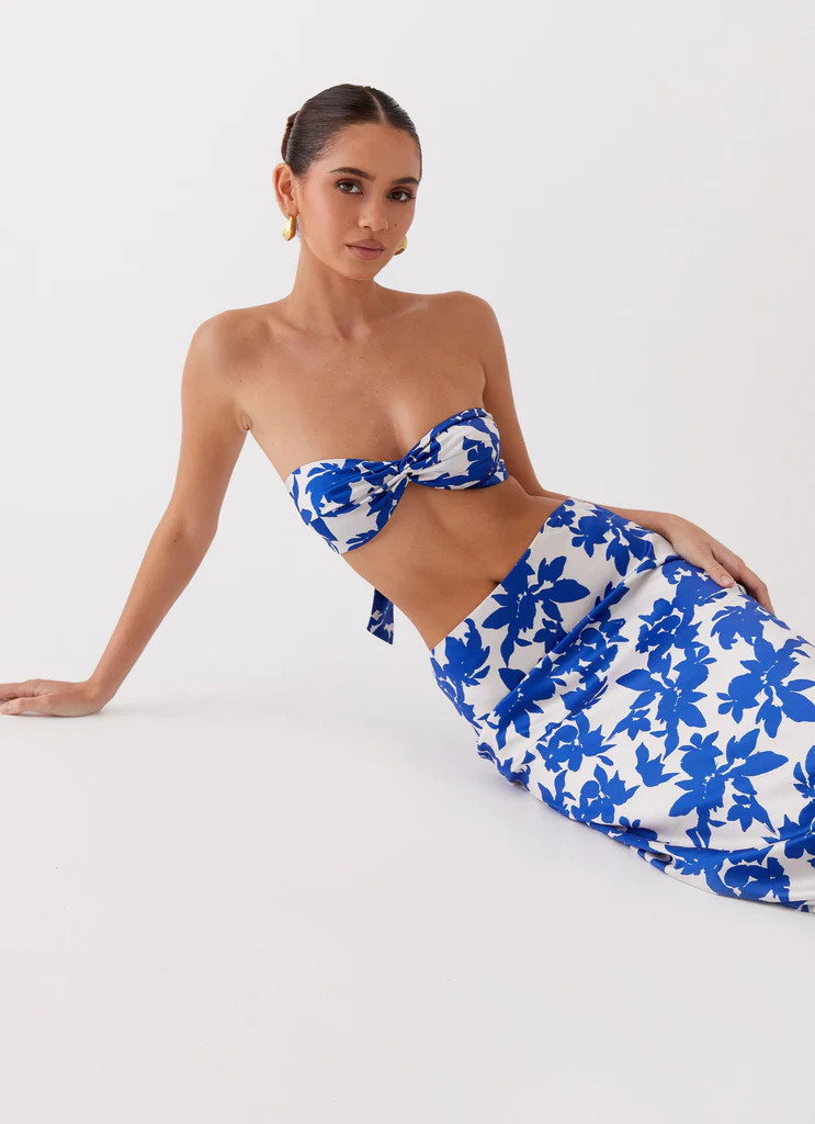 Sky Gaze Twist Top - Blue Floral | Peppermayo (Global)