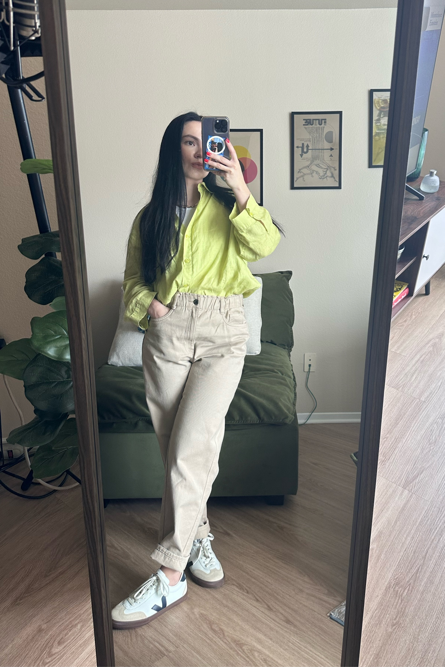 Added some color through this comfy linen shirt💚💛

#LTKshoecrush #LTKworkwear #LTKstyletip