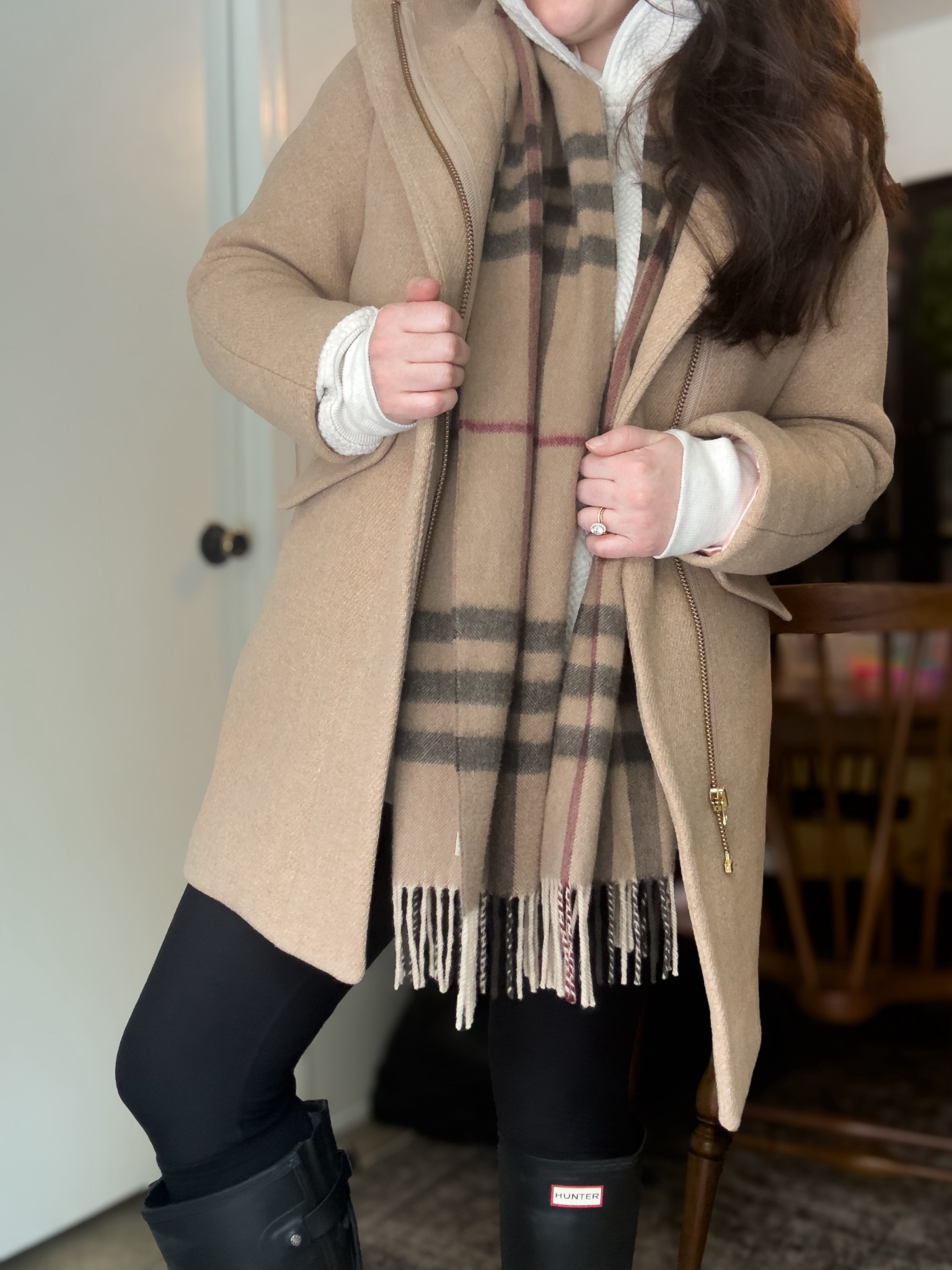 Running out for some last minute errands but this is my favorite casual and easy winter errand outfit right now. Just a good ol’ leggings and sweatshirt combo dressed up with a scarf and a tailored coat to help it feel more elevated 

#LTKSeasonal #LTKootd #LTKmomlife