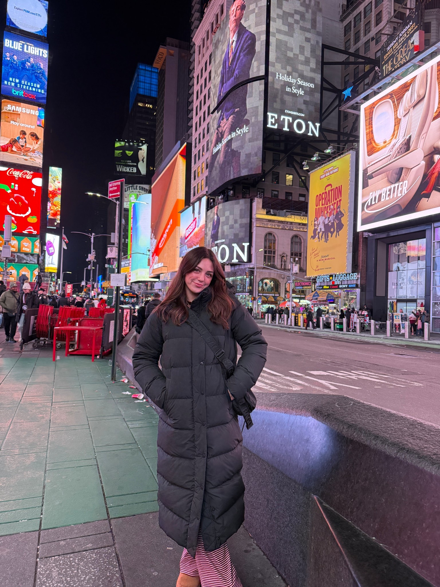I’m always cold and this coat has been saving me during all the outdoor holiday things. Walking, shopping, Christmas lights — it’s a win.

Wearing a Size 6 for reference!

#LTKHoliday #LTKootd #LTKSeasonal