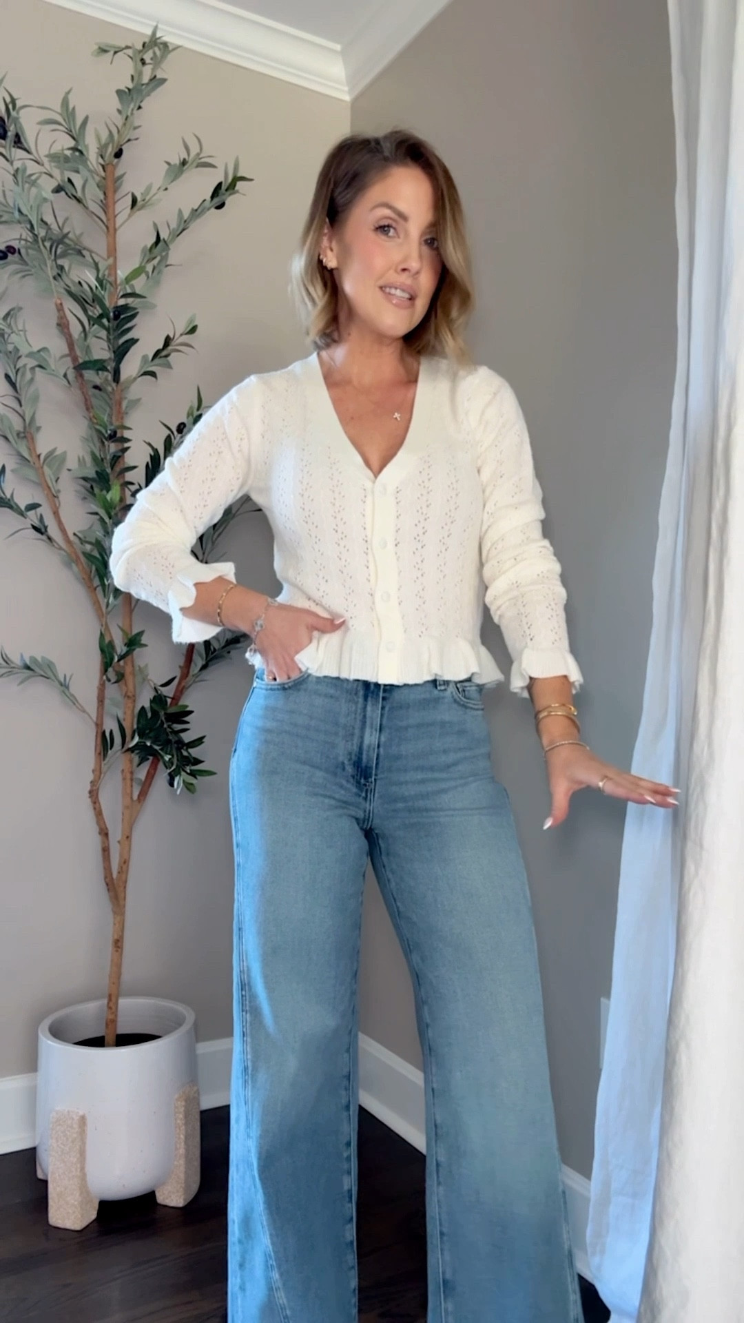 What I’d Wear - to a casual dinner 
XS cardigan / 24 jeans (this is one size down for me, there’s a lot of stretch in the fabric!)

#LTKPetite #LTKootd #LTKOver40