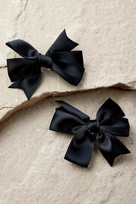 Nina Satin Bow Hair Clips 2-Pack | Urban Outfitters (EU)