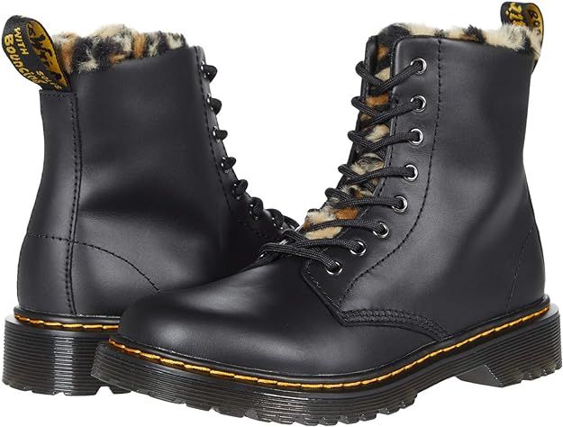 Dr. Martens Kid's Collection Unisex 1460 Serena (Little Kid/Big Kid) | Amazon (US)