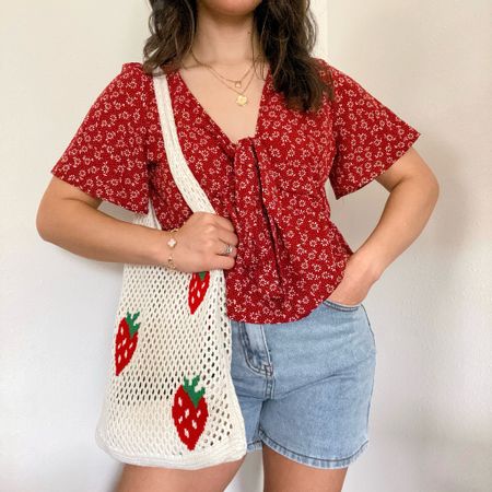 i’ve already worn this outfit twice and i plan on wearing it again to the farmers market this weekend. 🍓👩🏻‍🌾☀️ i am a proud outfit repeater! 🤪 i’m wearing the top in a size large, fits true to size, and gives me a loose relaxed fit. the shorts are in a size medium and they are ill fitting in the back. (see youtube channel for a detailed try on. youtube: jessica melgoza) 🎞️🎬🎥 outfit discount code: JESSICA215 

#LTKfindsunder50 #LTKstyletip #LTKVideo