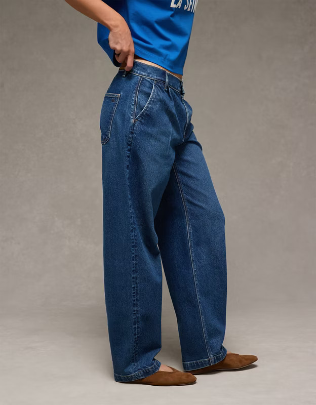 AE Strigid Low-Rise Baggy Barrel Jean | American Eagle Outfitters (US & CA)