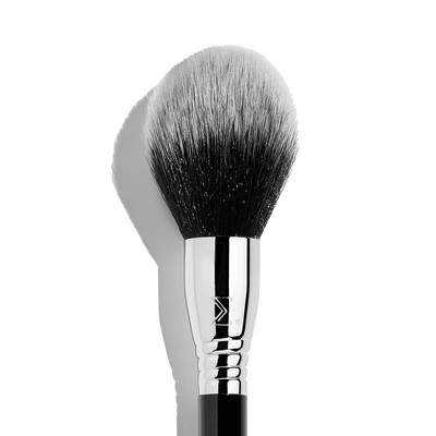 F24 All-Over Powder™ Brush | Sigma Beauty