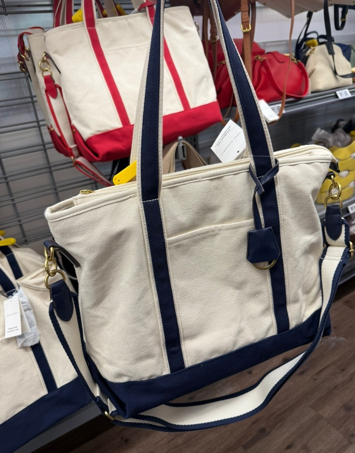 ✨ under $40 — the perfect tote for this season and next 🙌

reminds me of another one I have that was 4x the price

such a good look for less

grab it now or see more of my top picks — all budget friendly

#LTKdayinmylife